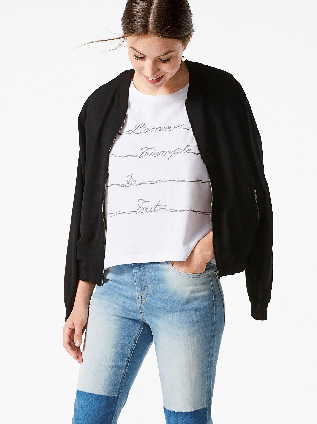 Pusero, jossa painatus