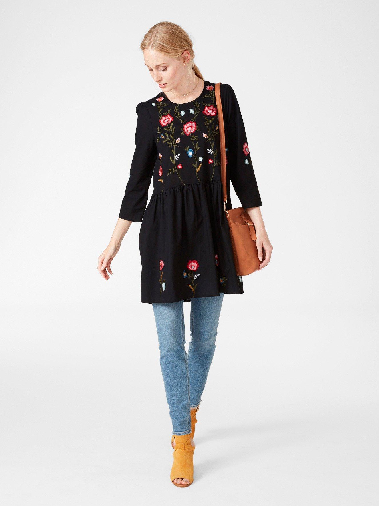 Short Cotton Dress with Embroidery