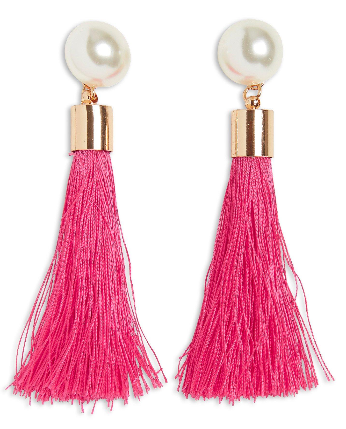 Örhängen med tofs och pärla