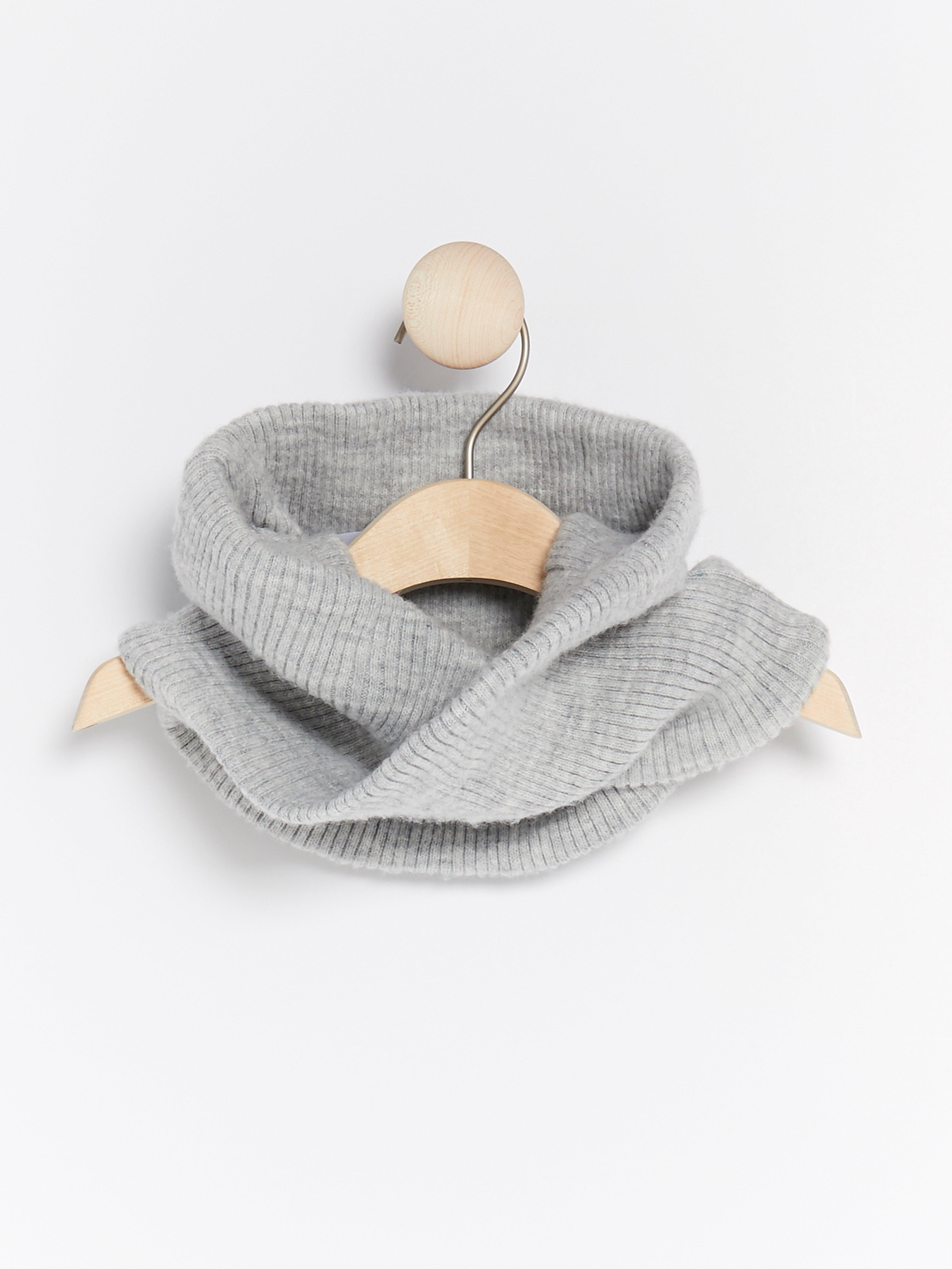 Nákrčník - Děti - Šedá