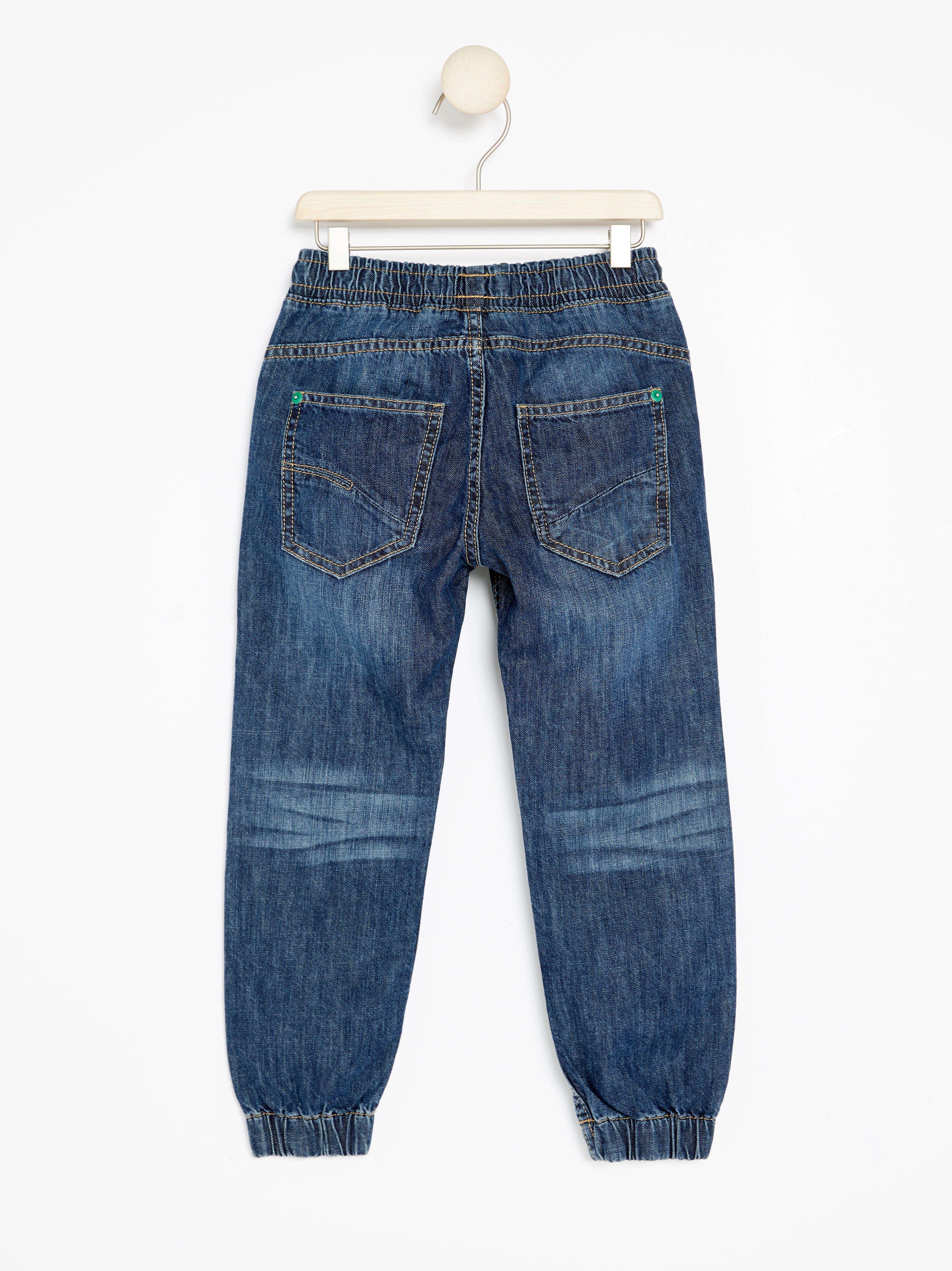 extra loose jeans