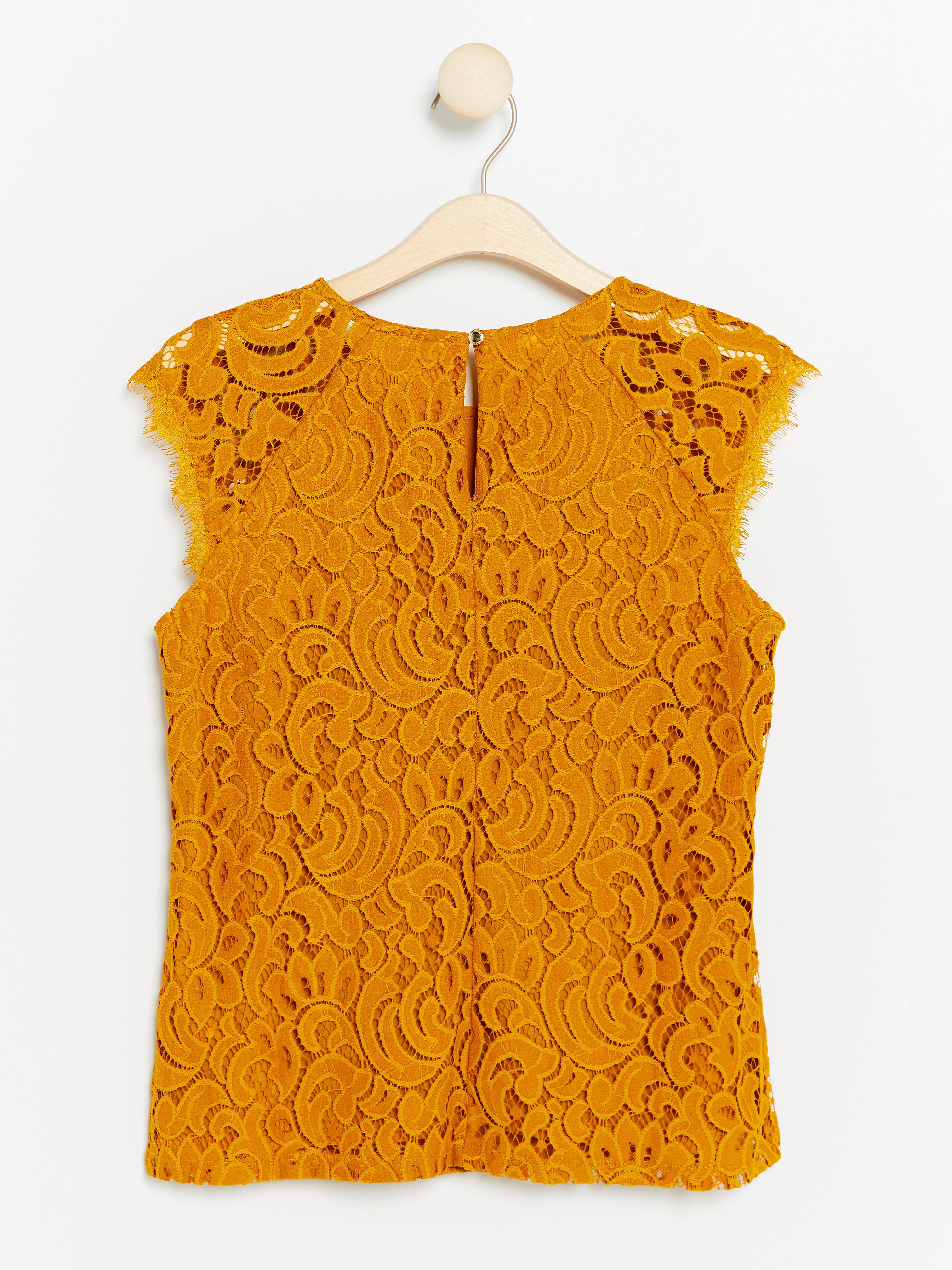 yellow lace shirt