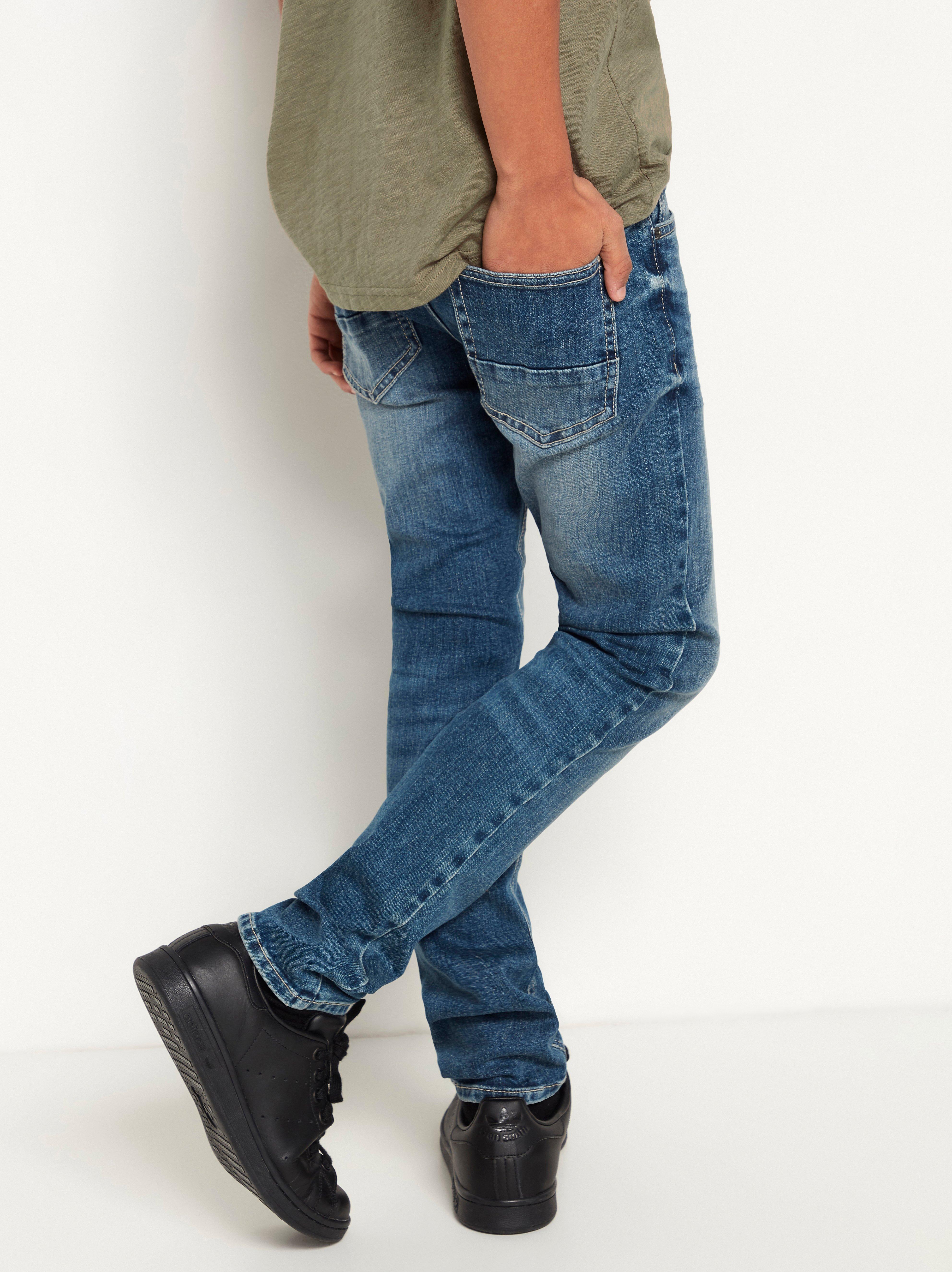 narrow leg jeans