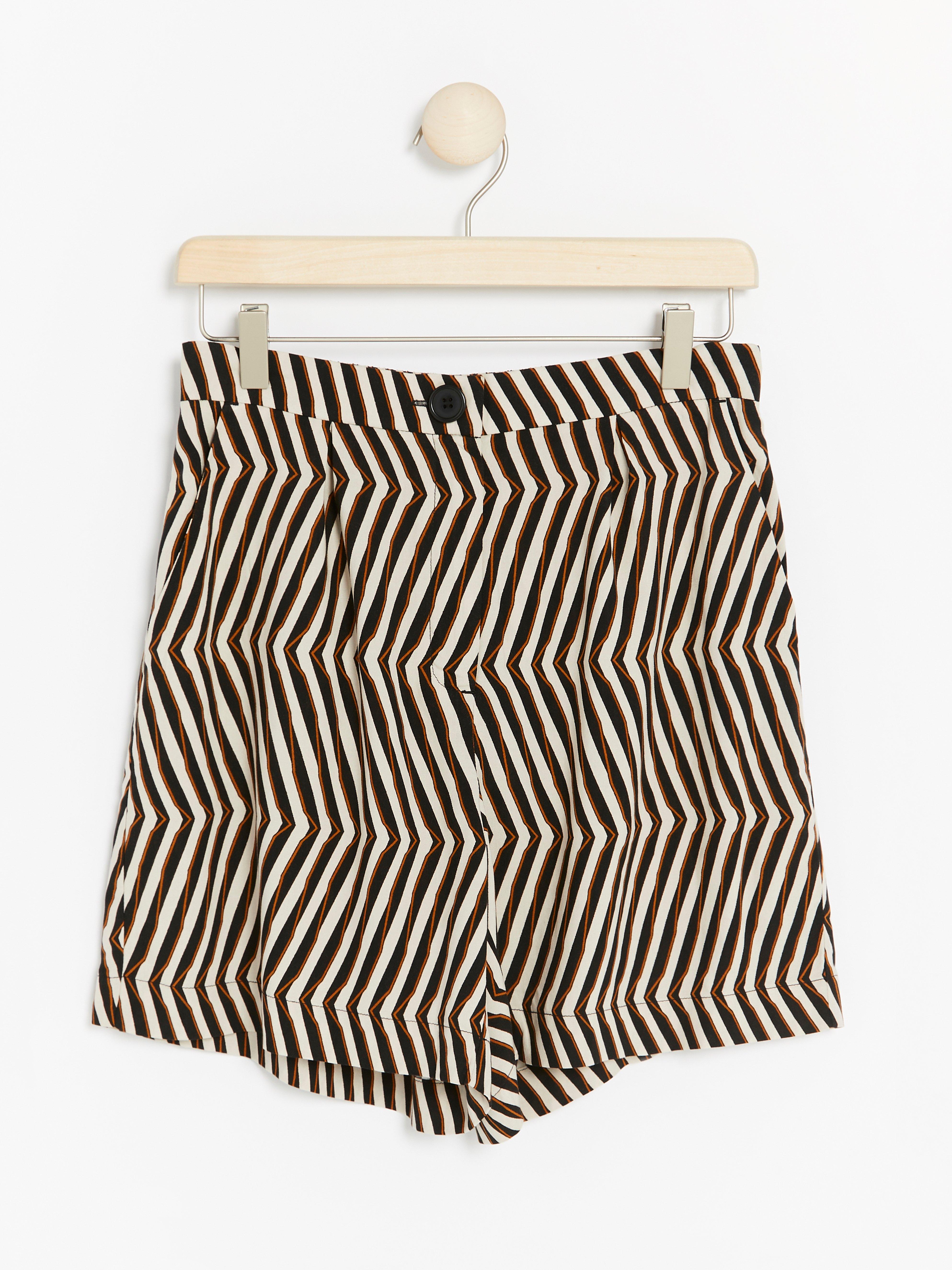 Shorts - Womens Wear - Beige