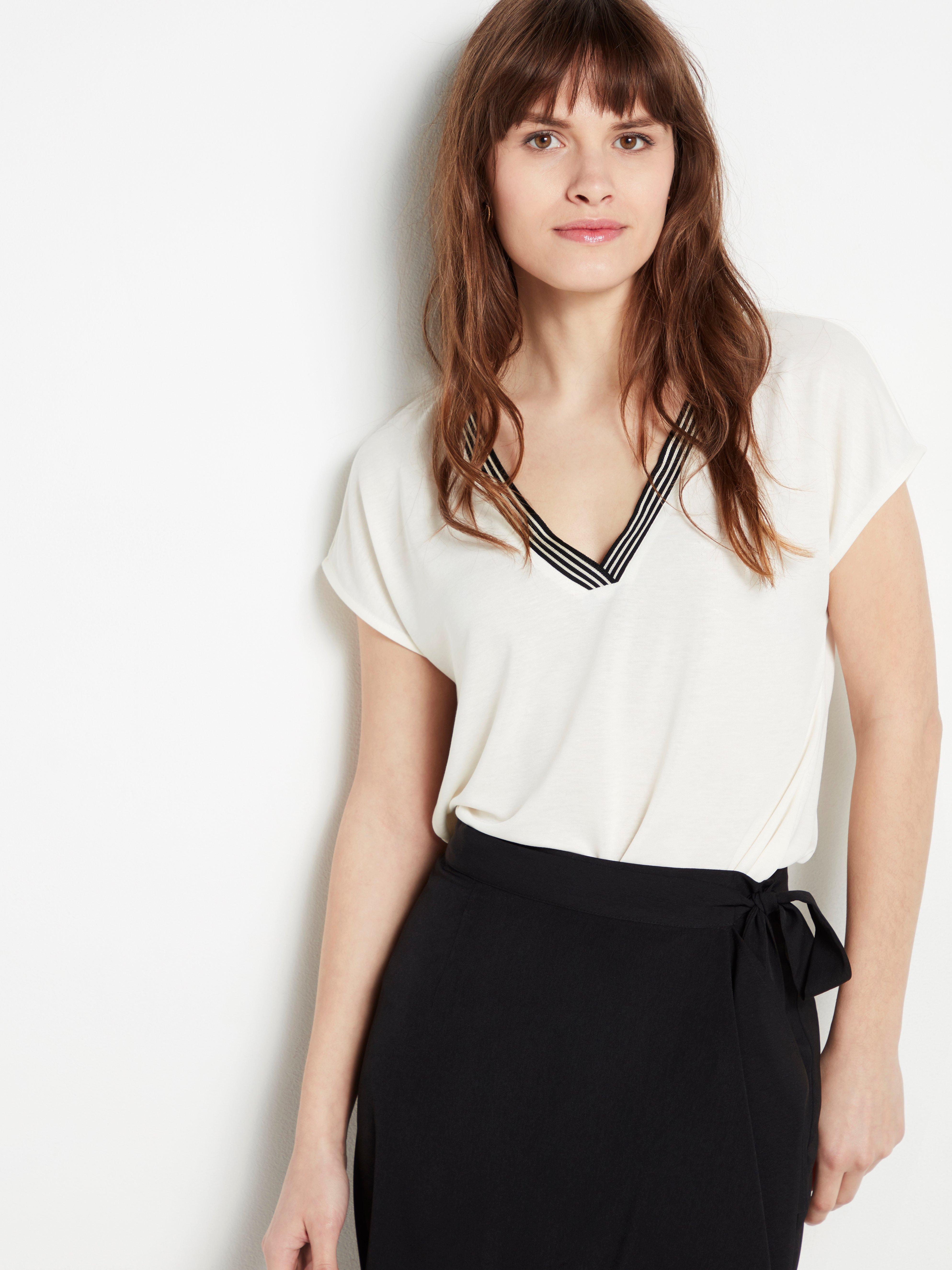 V-neck Modal Blend Top