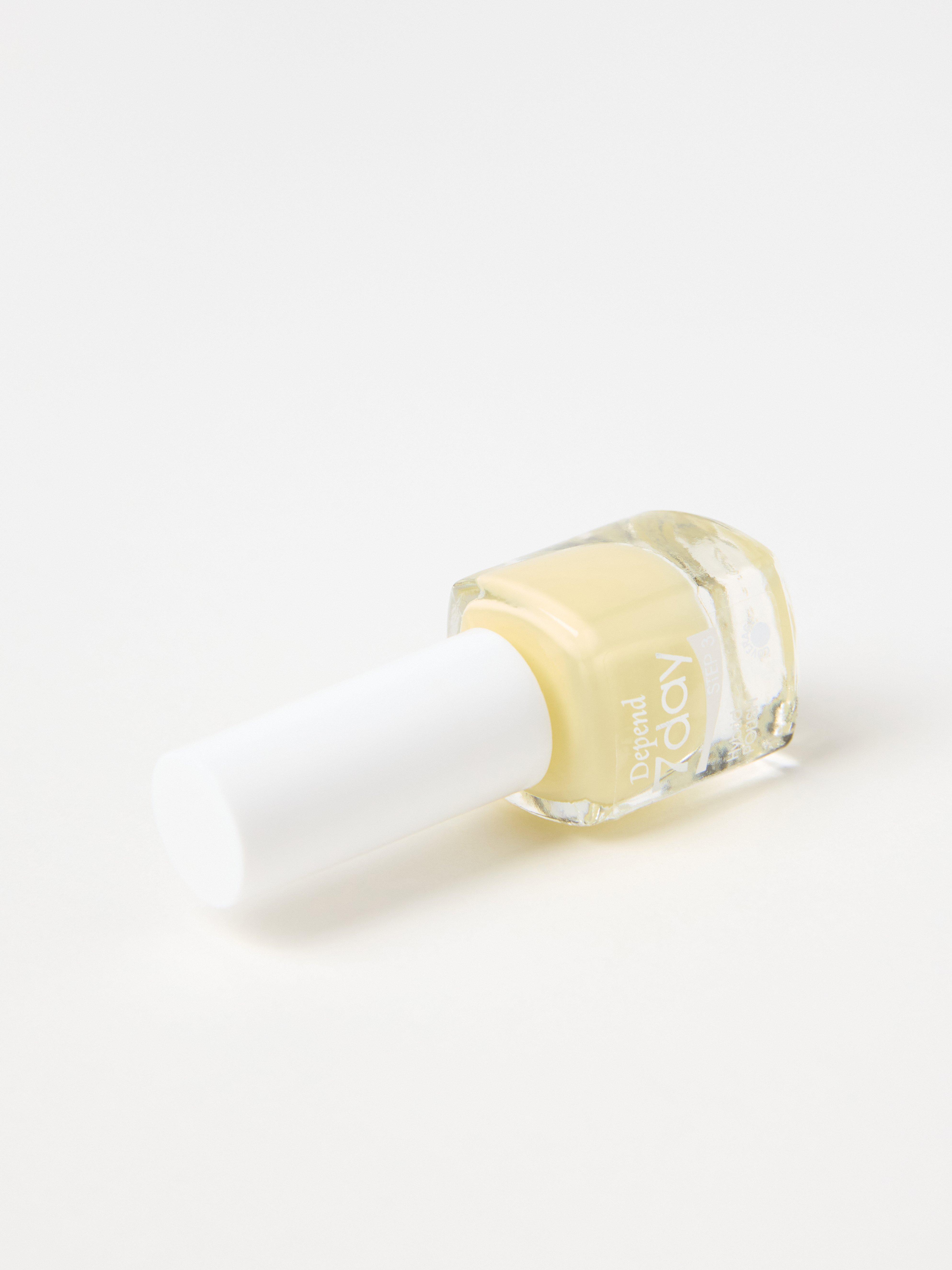 Nagellack - Kosmetik - Gul