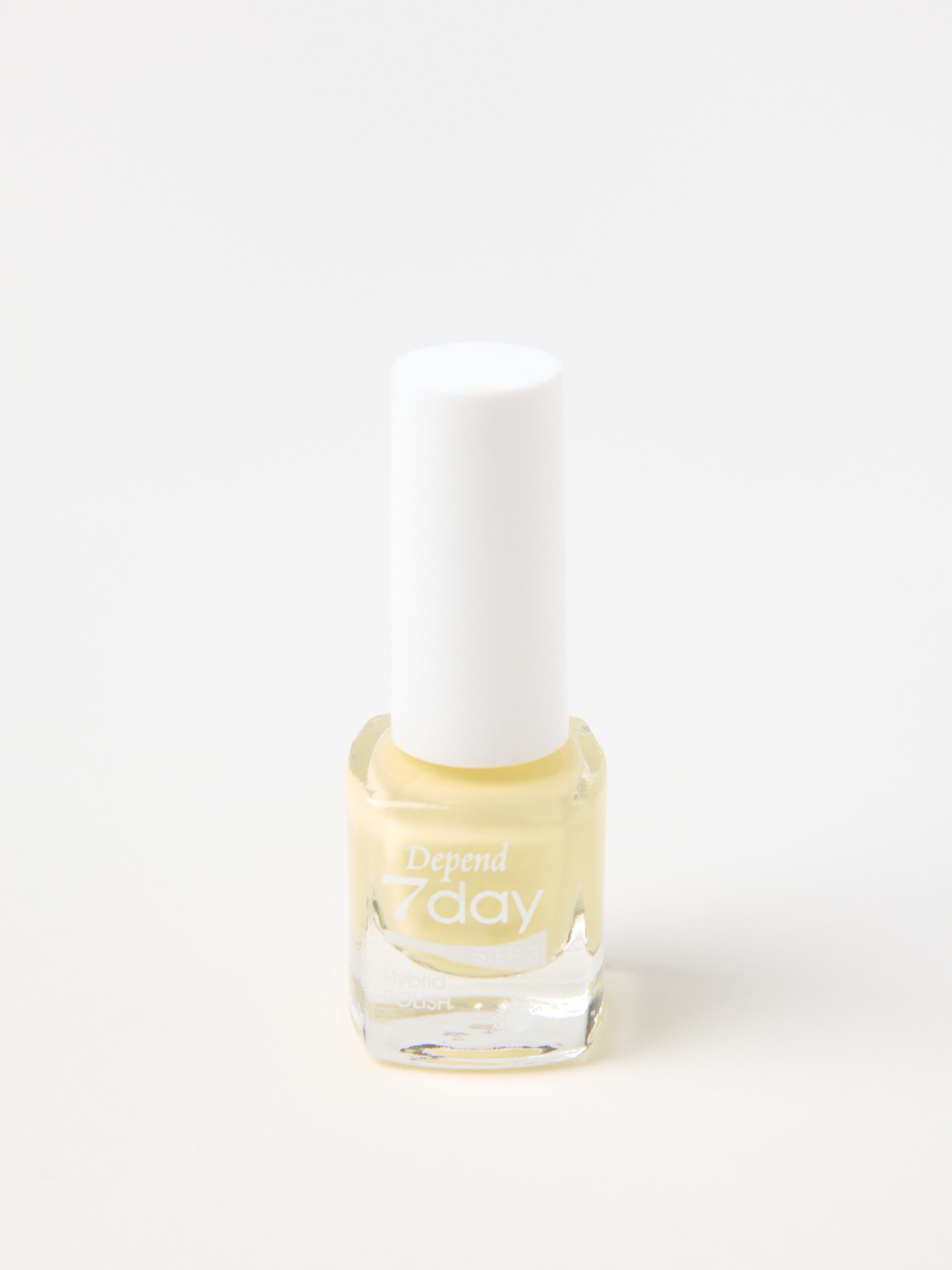 Nagellack - Kosmetik - Gul