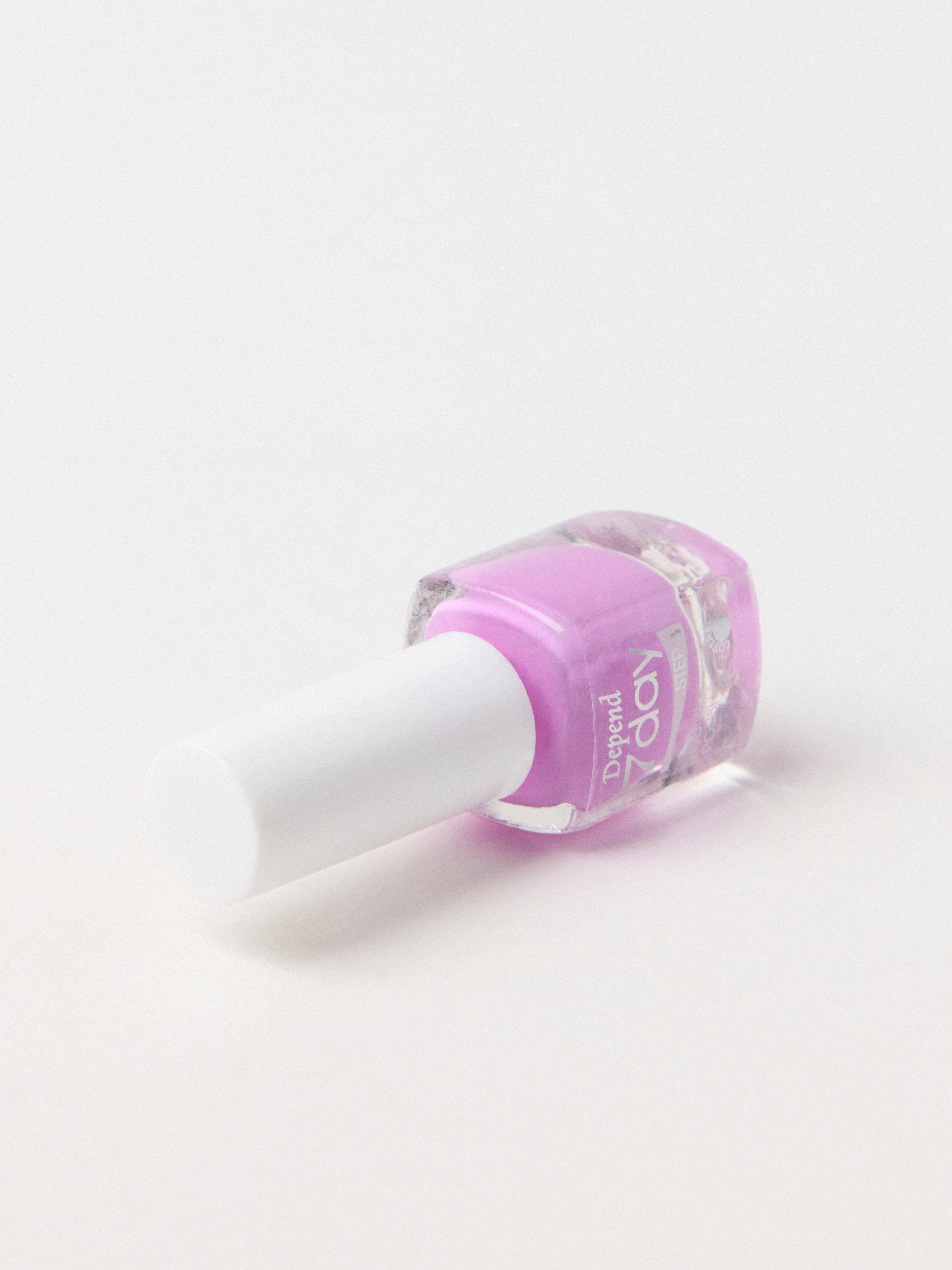 Nagellack - Kosmetik - Lila
