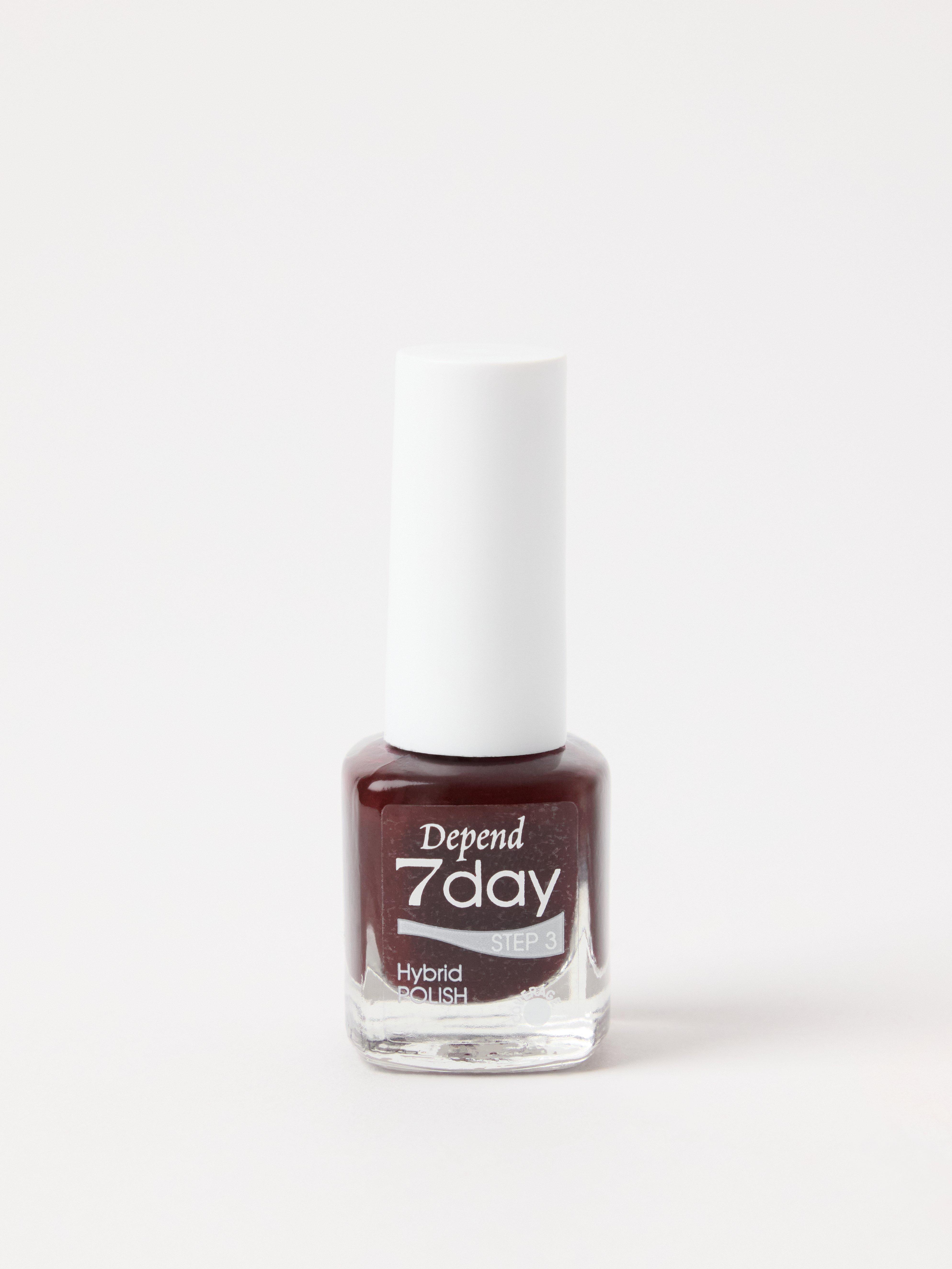 Nagellack - Kosmetik - Brun