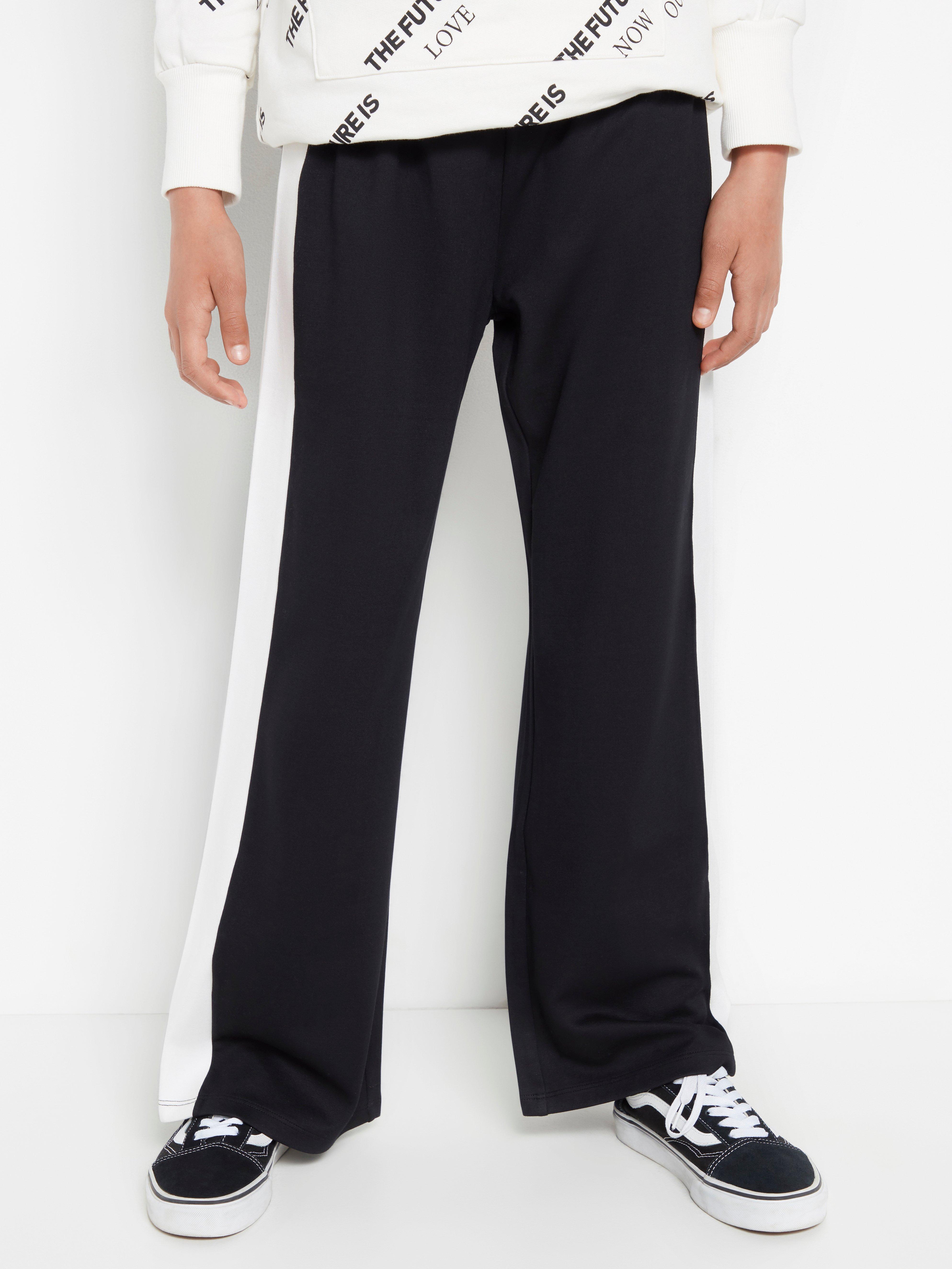 sporty trousers with side stripe