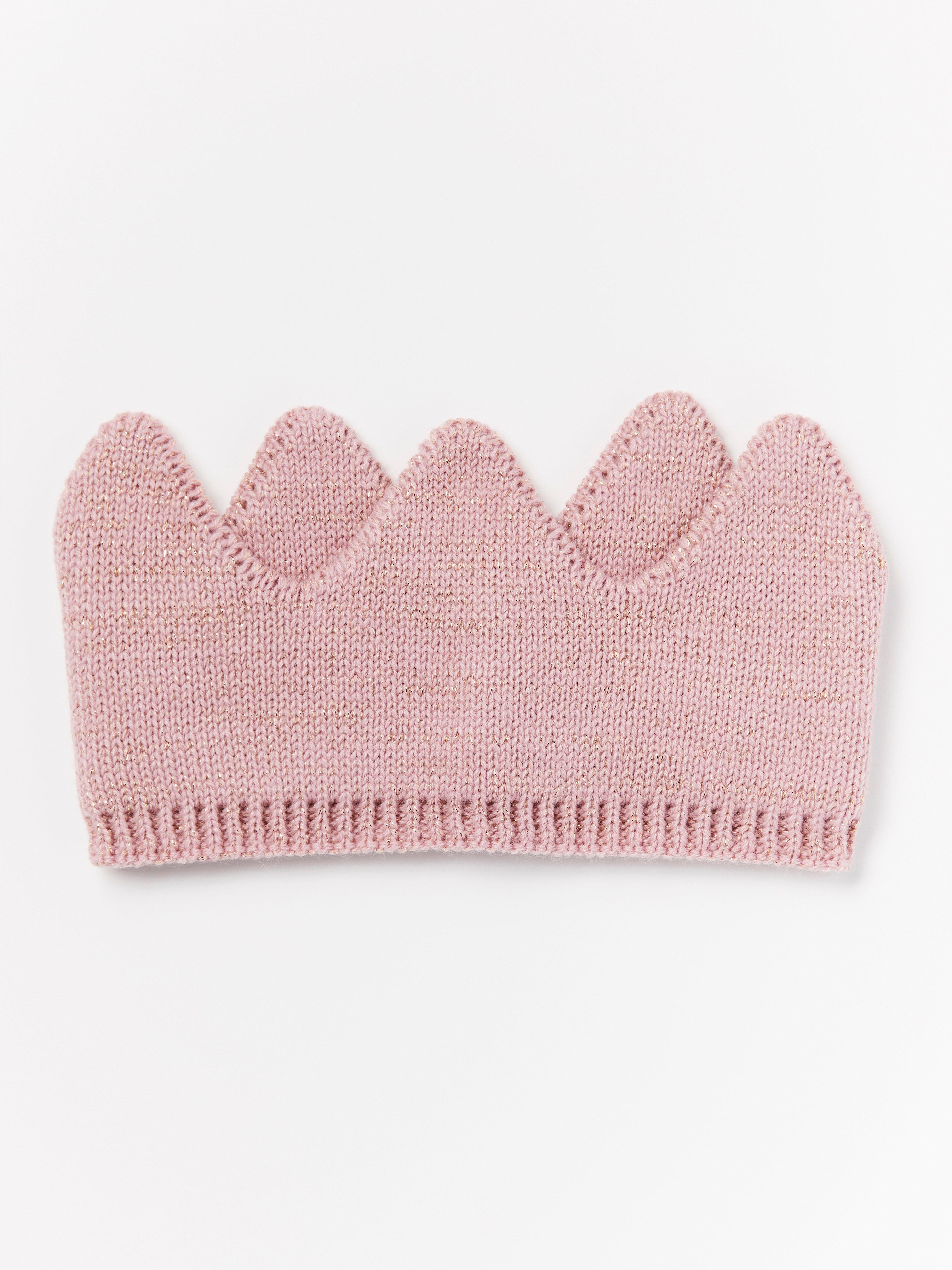 Knitted store crown headband