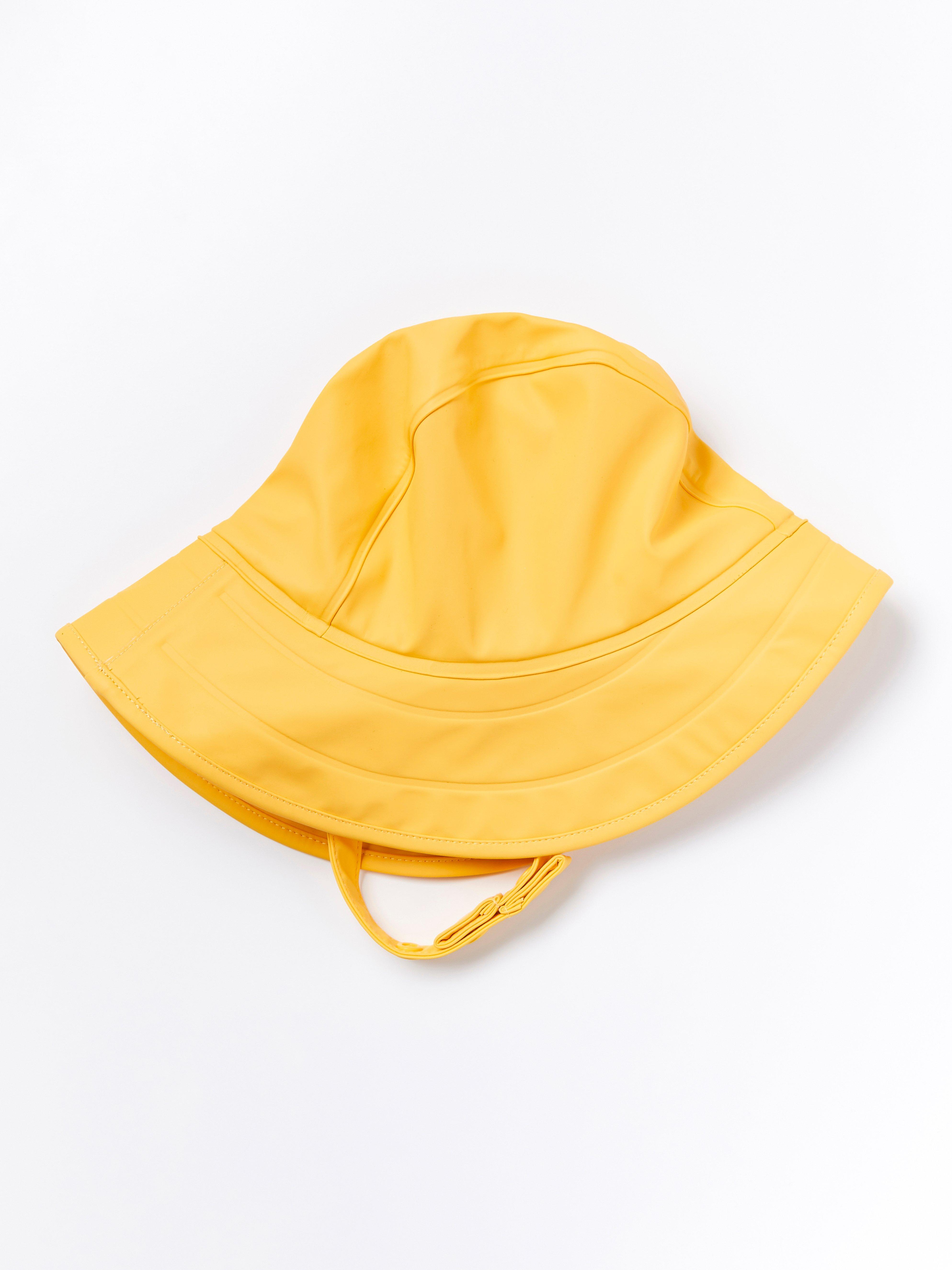 yellow rain cap