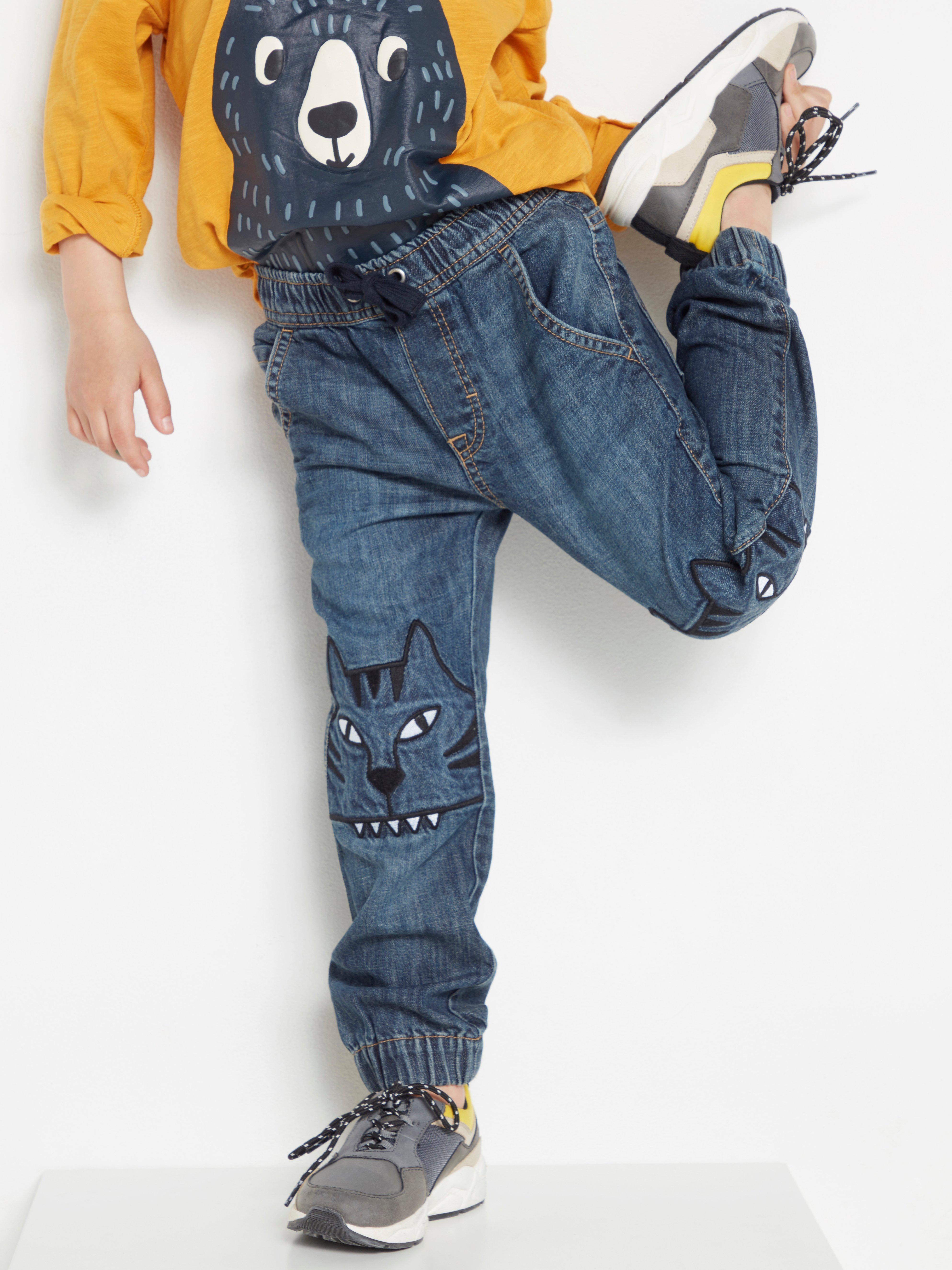 extra loose fit jeans