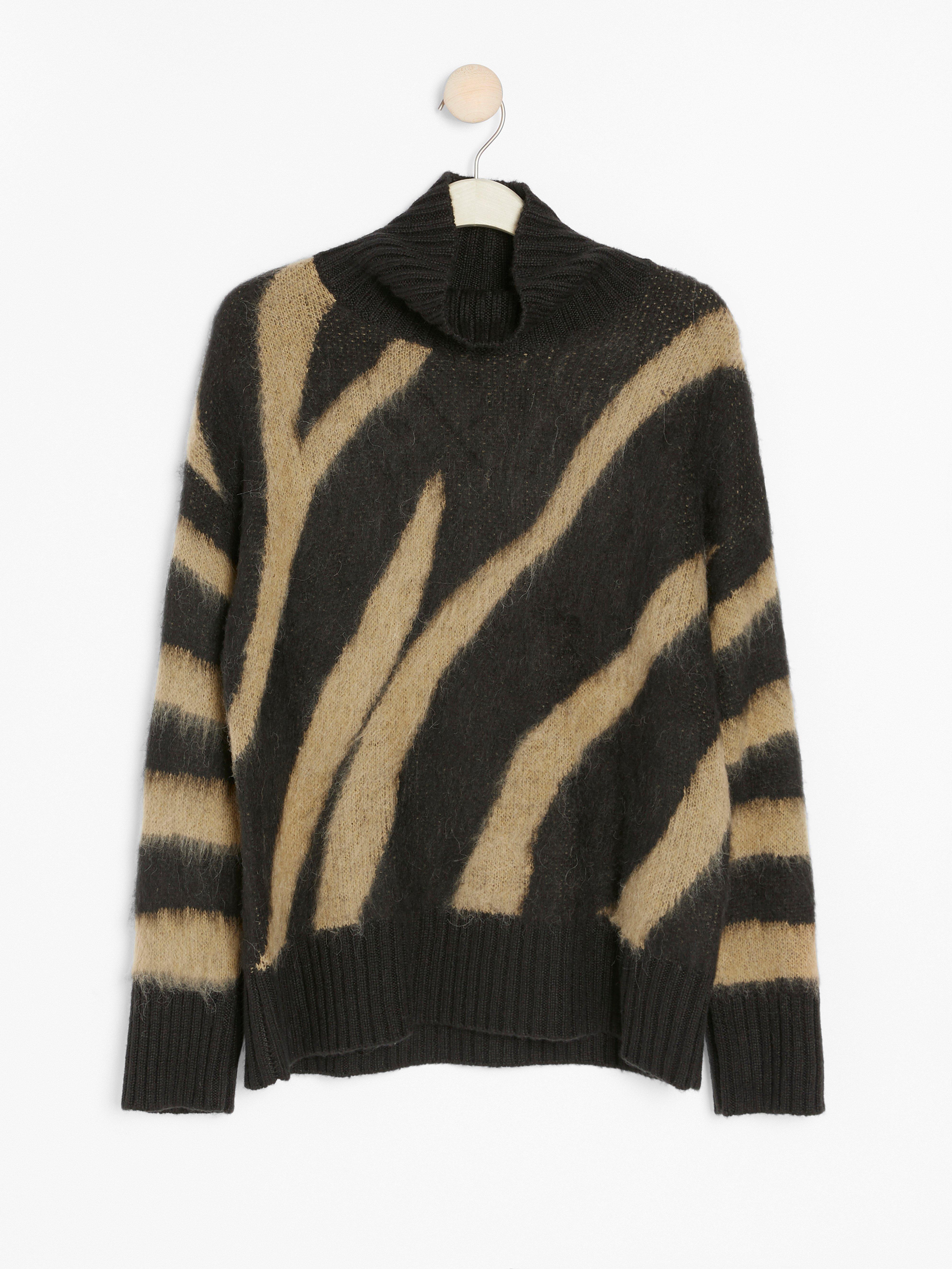 Turtle Neck Sweater - Womens Wear - Black