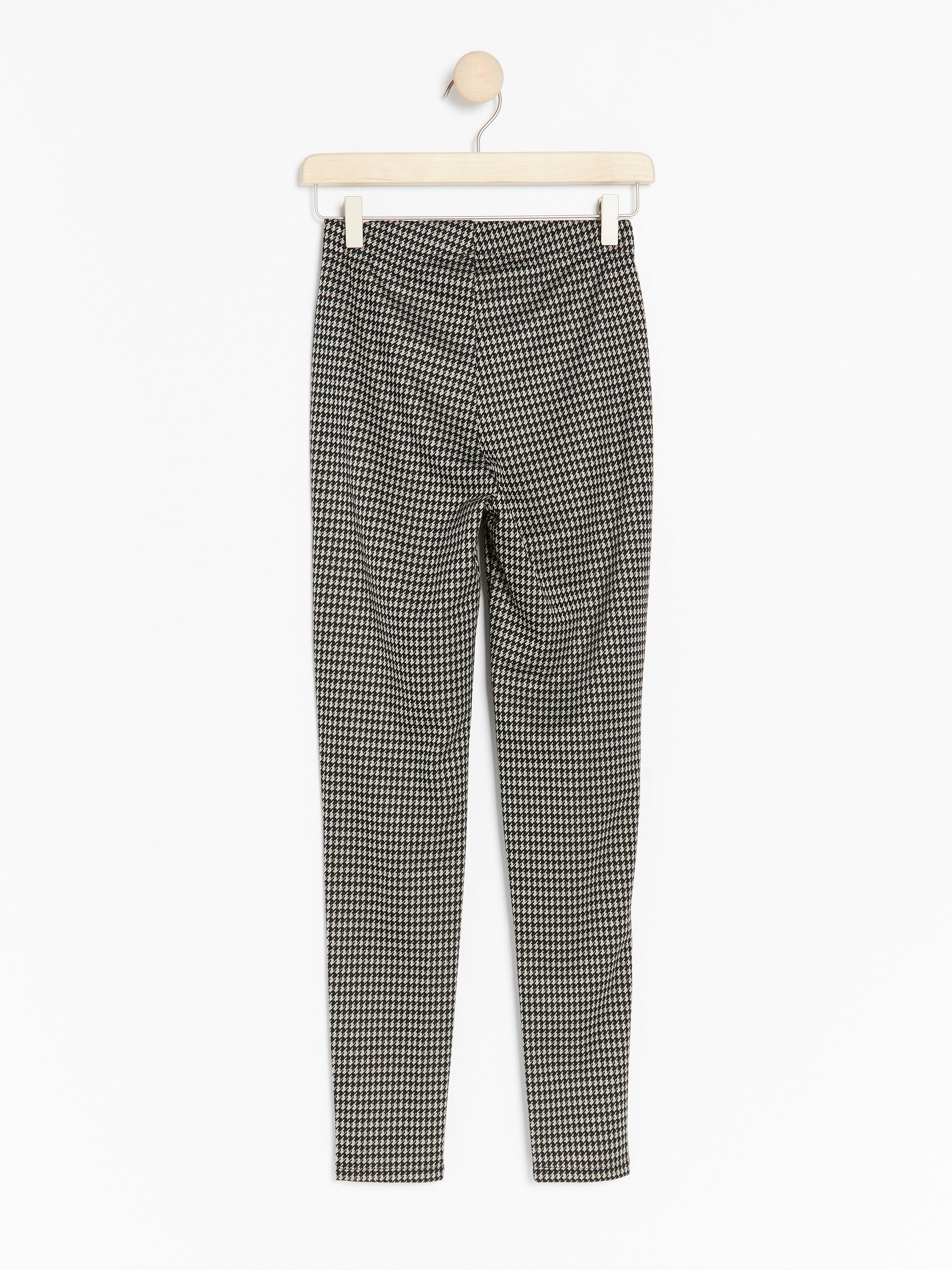 Leggings - Womens Wear - Black