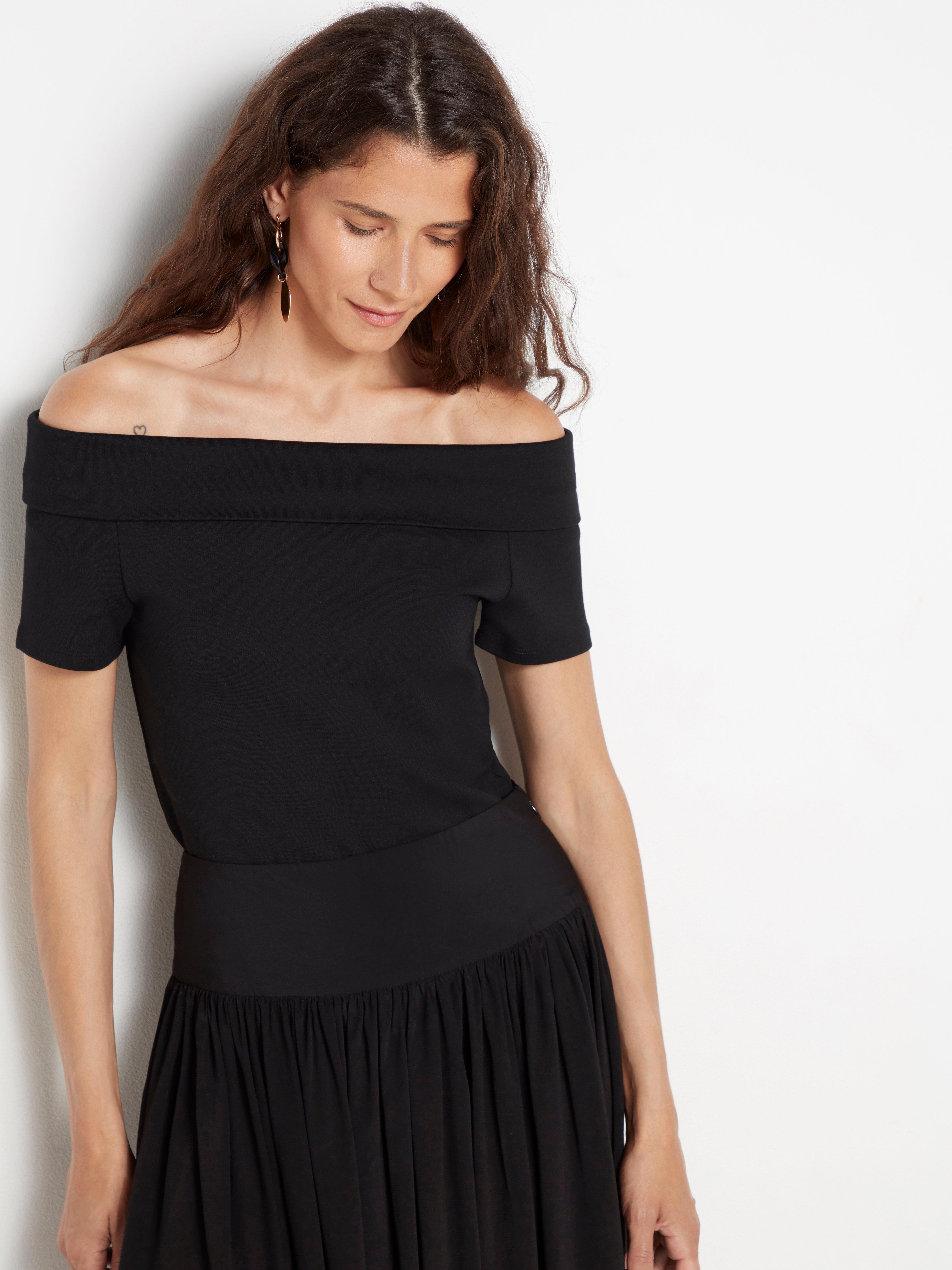 black off shoulder top short sleeve