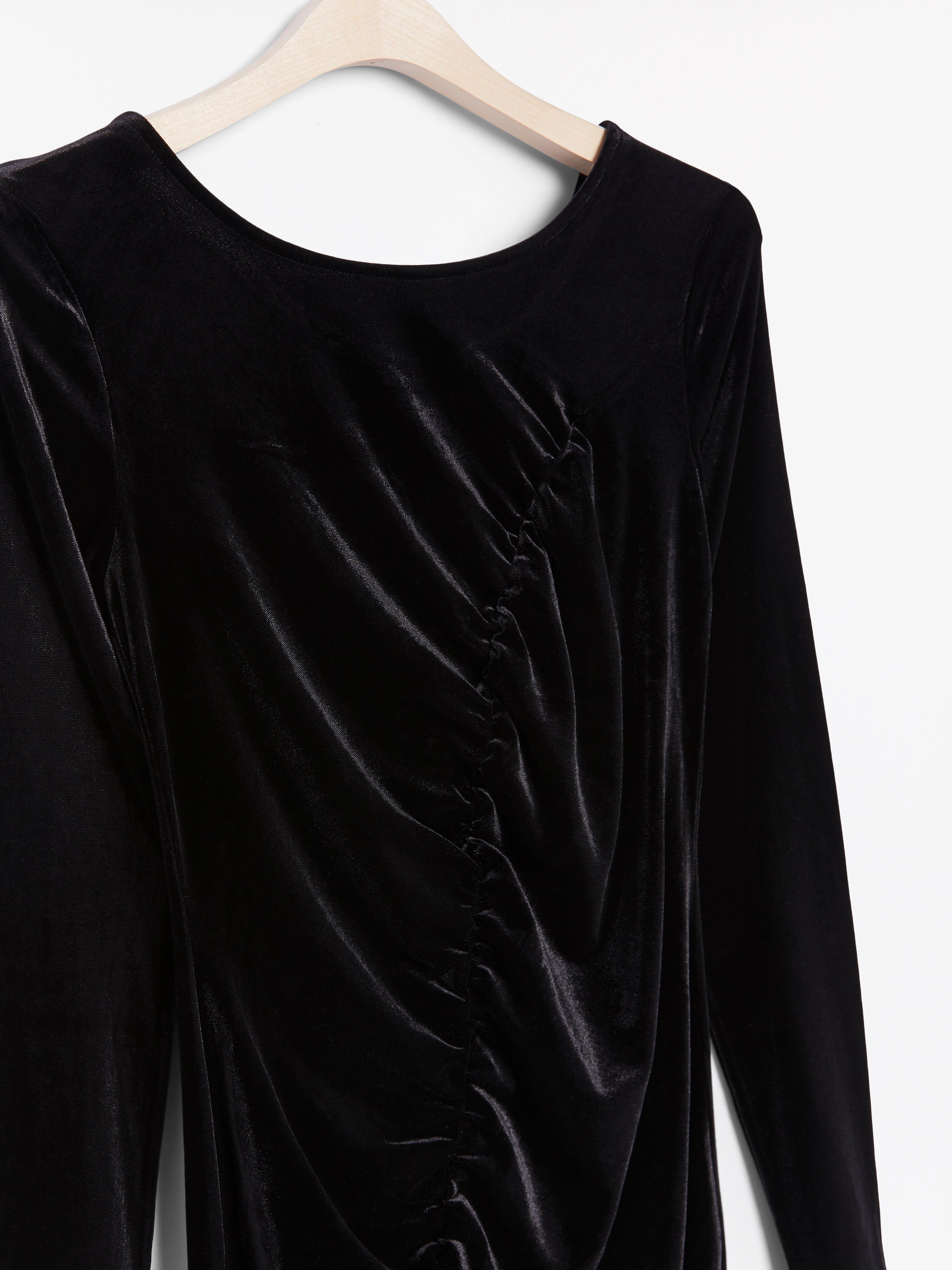 black velvet long sleeve shirt