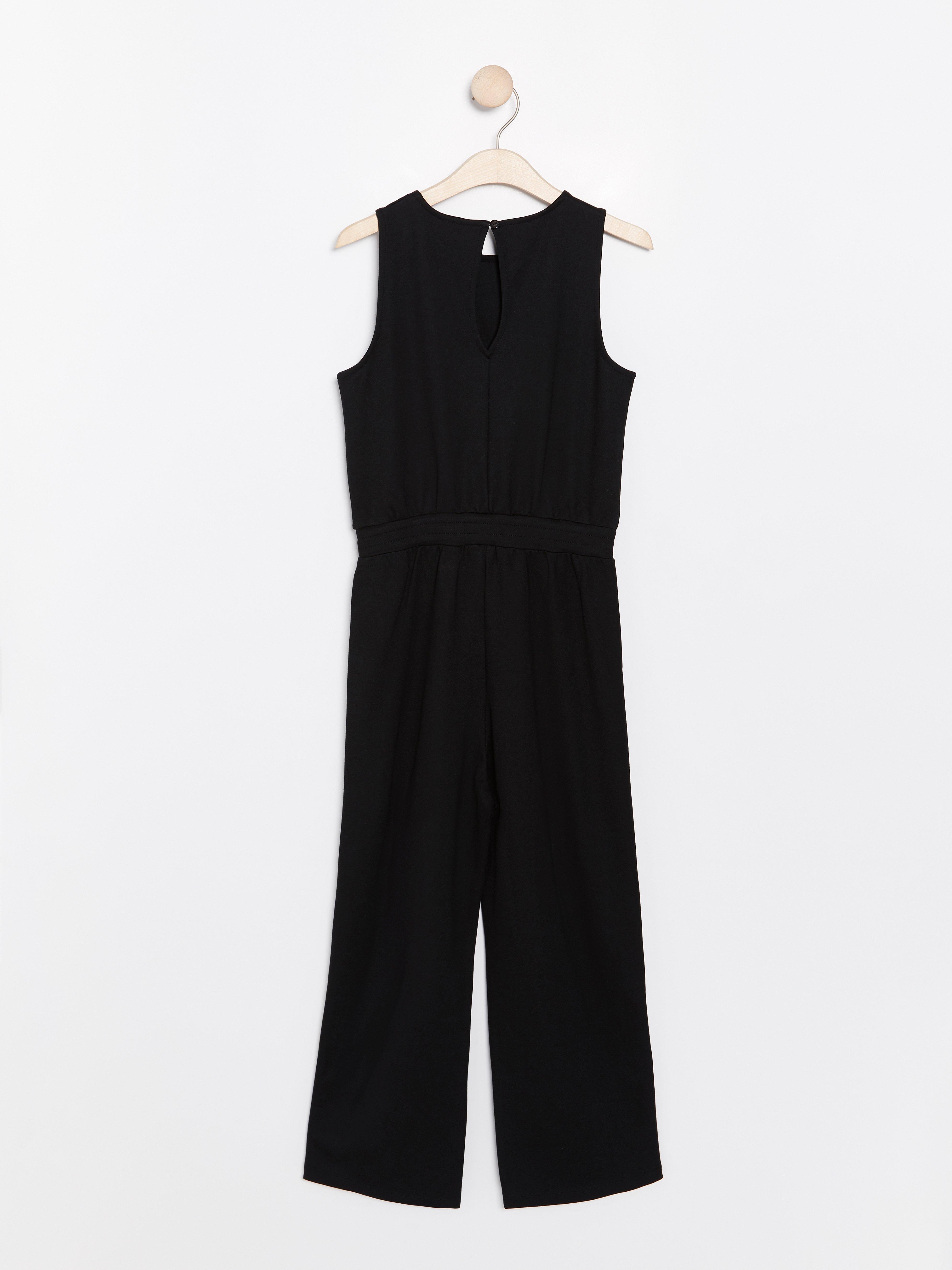jumpsuit with stripes on the side