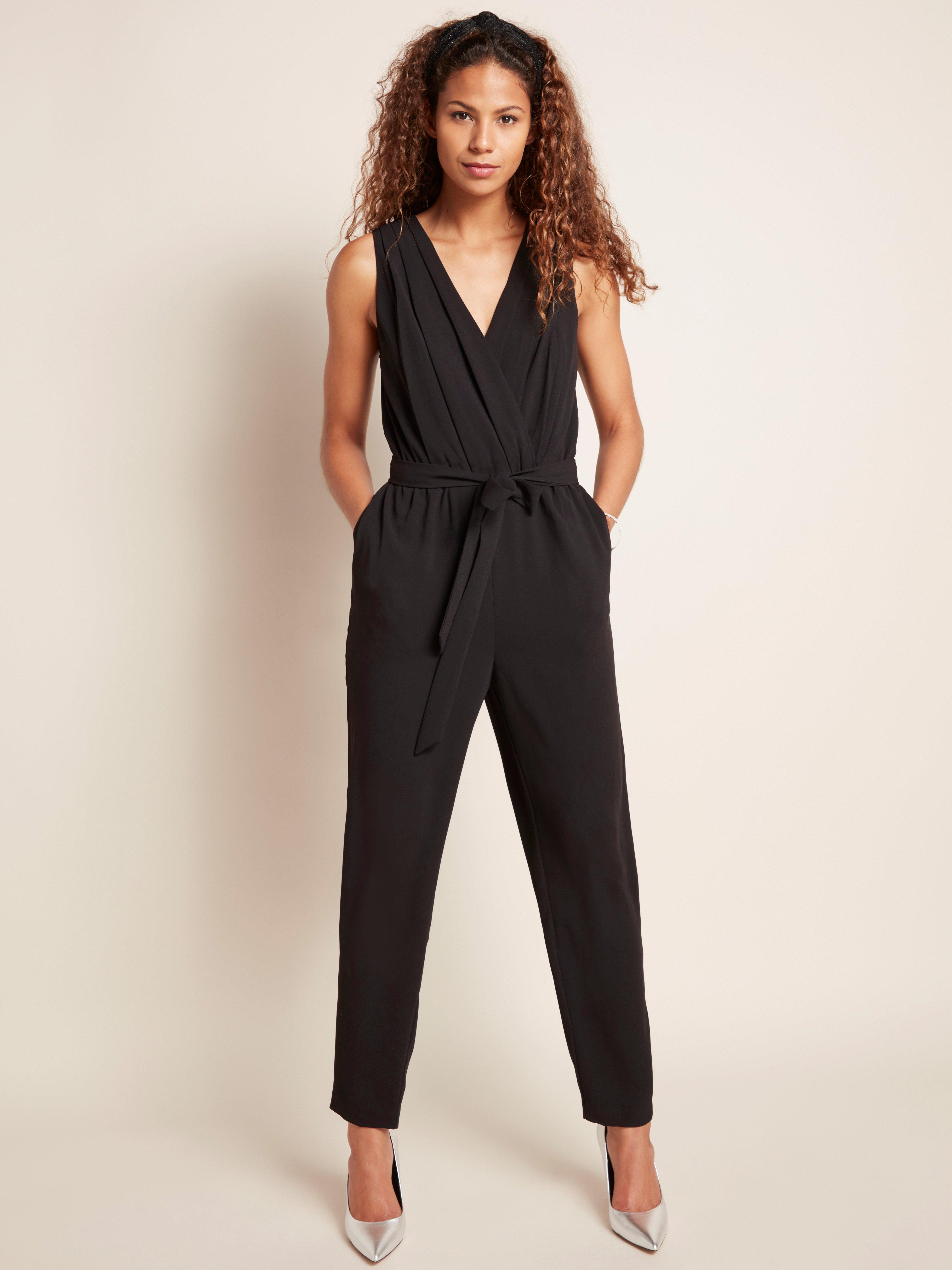 black sleeveless pantsuit