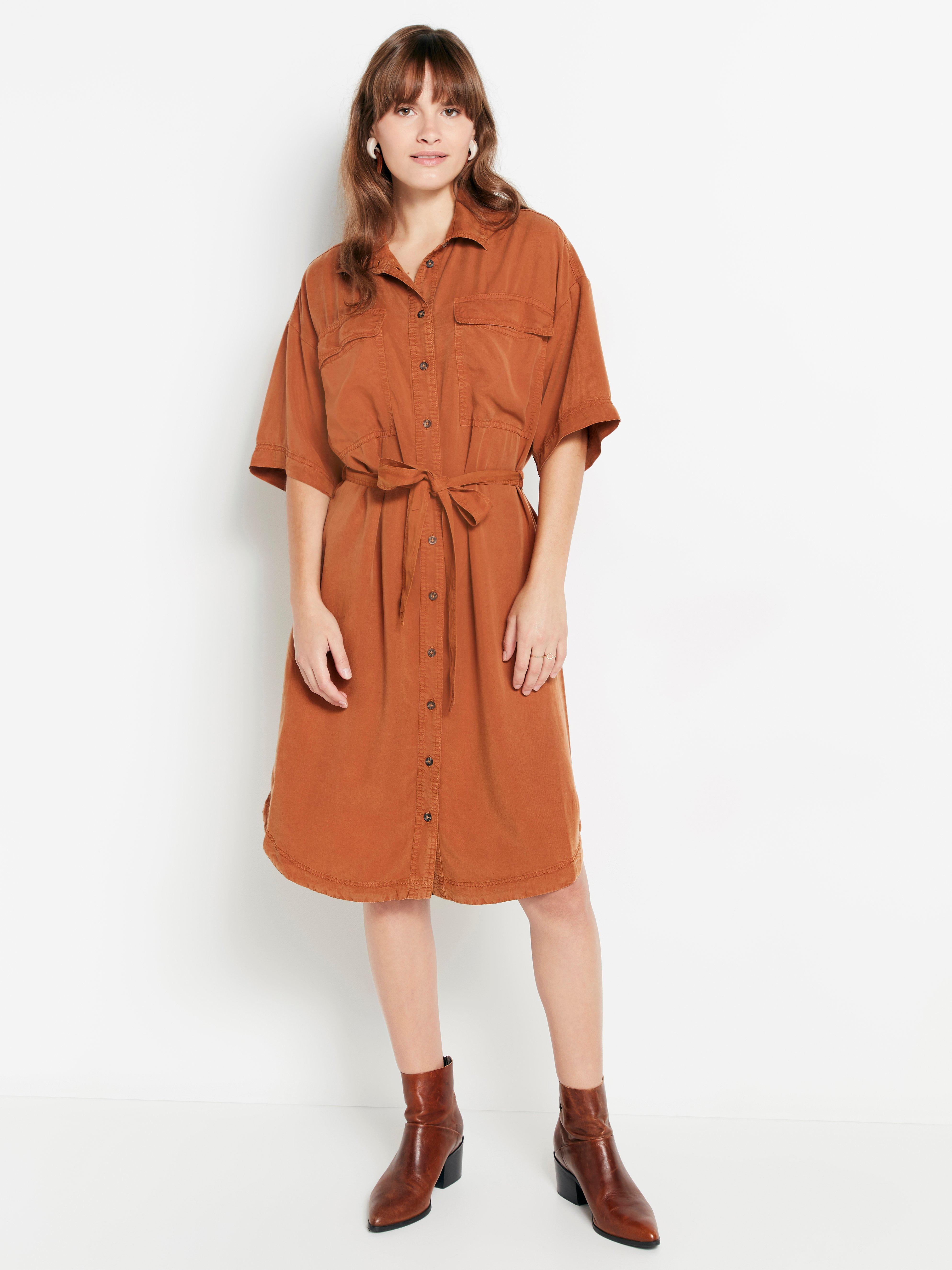 belt with shirt dress