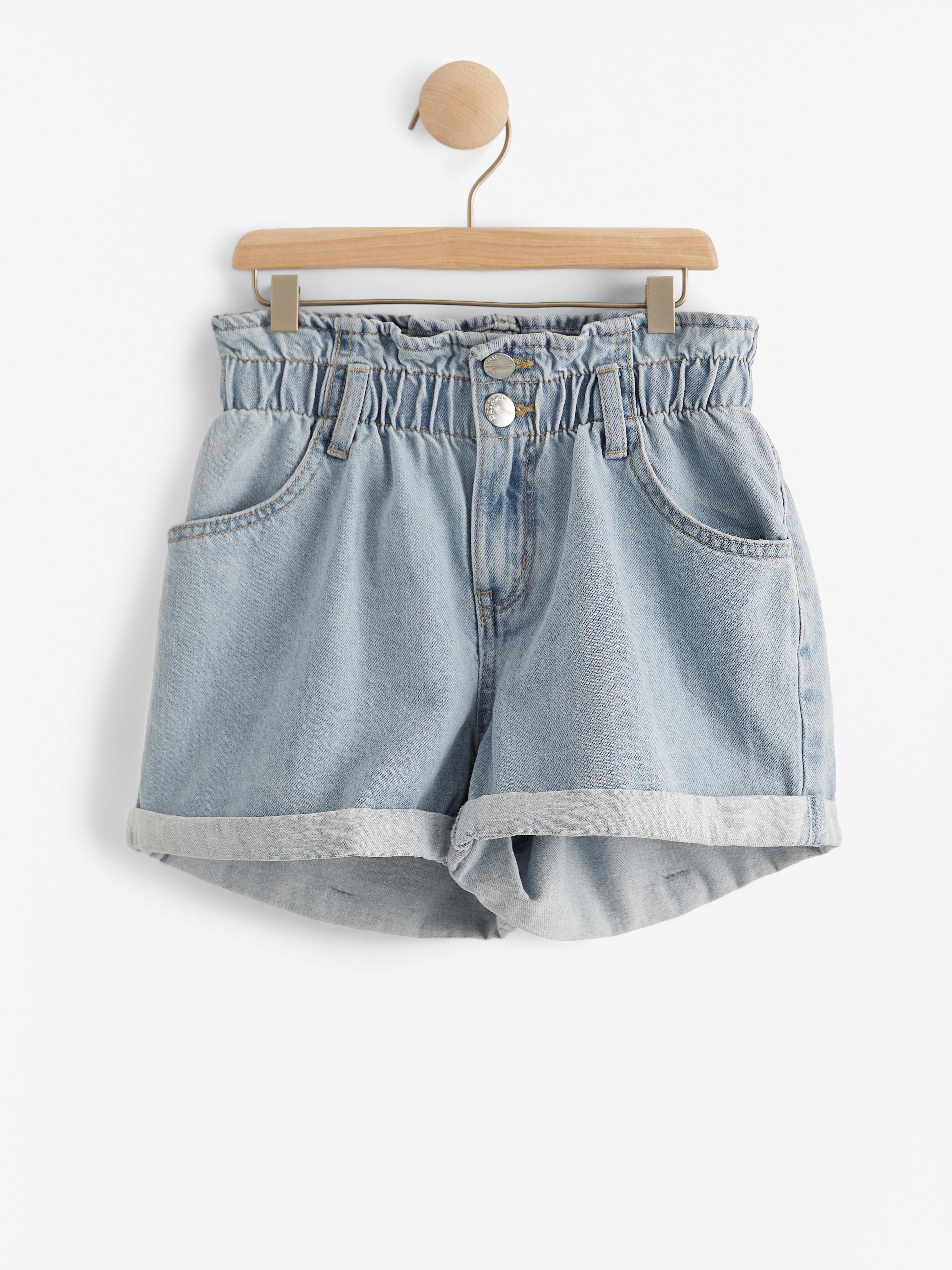 stretchy waist jean shorts
