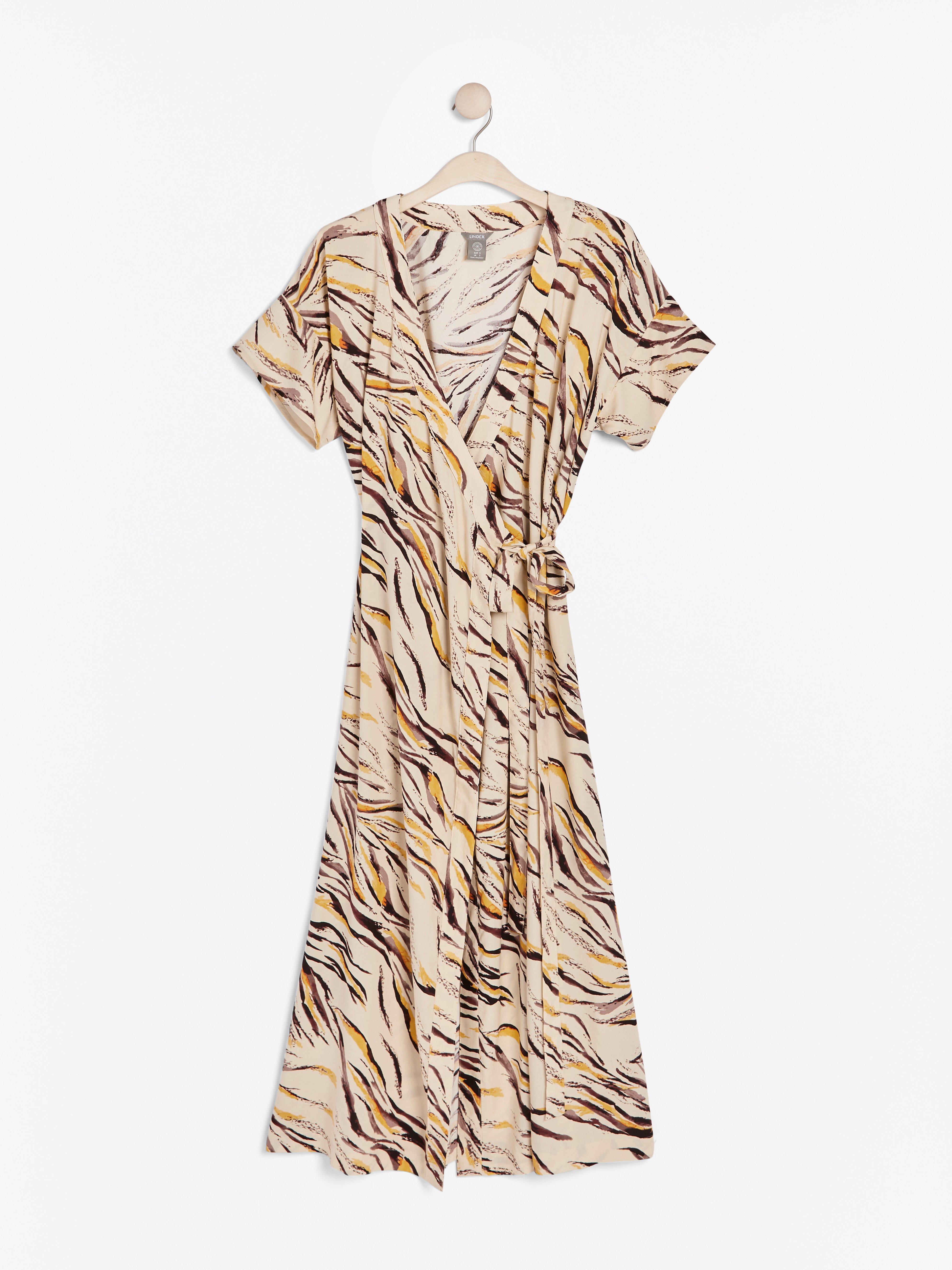 patterned wrap dress