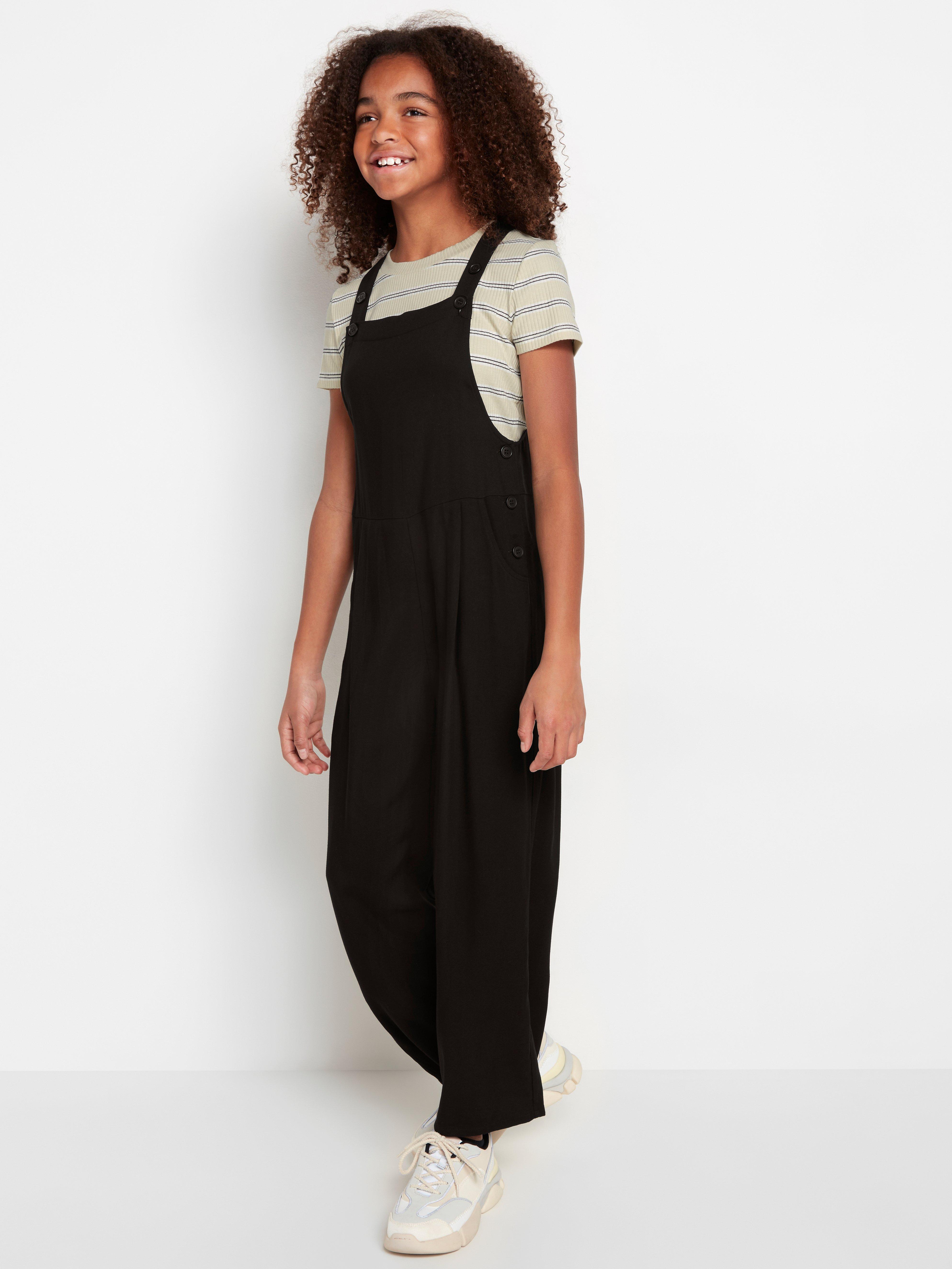 black dungarees jumpsuit