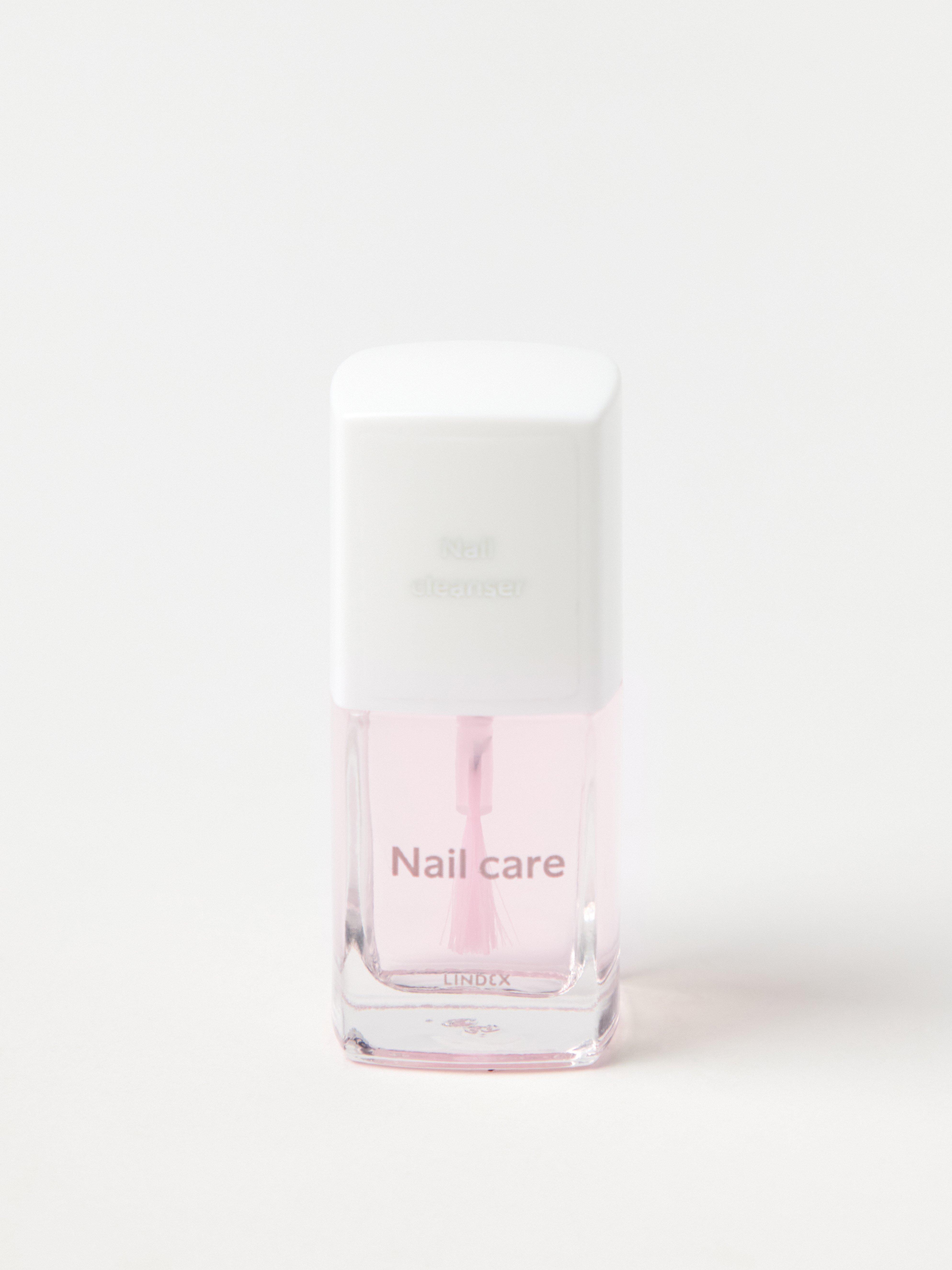 Nail cleanser