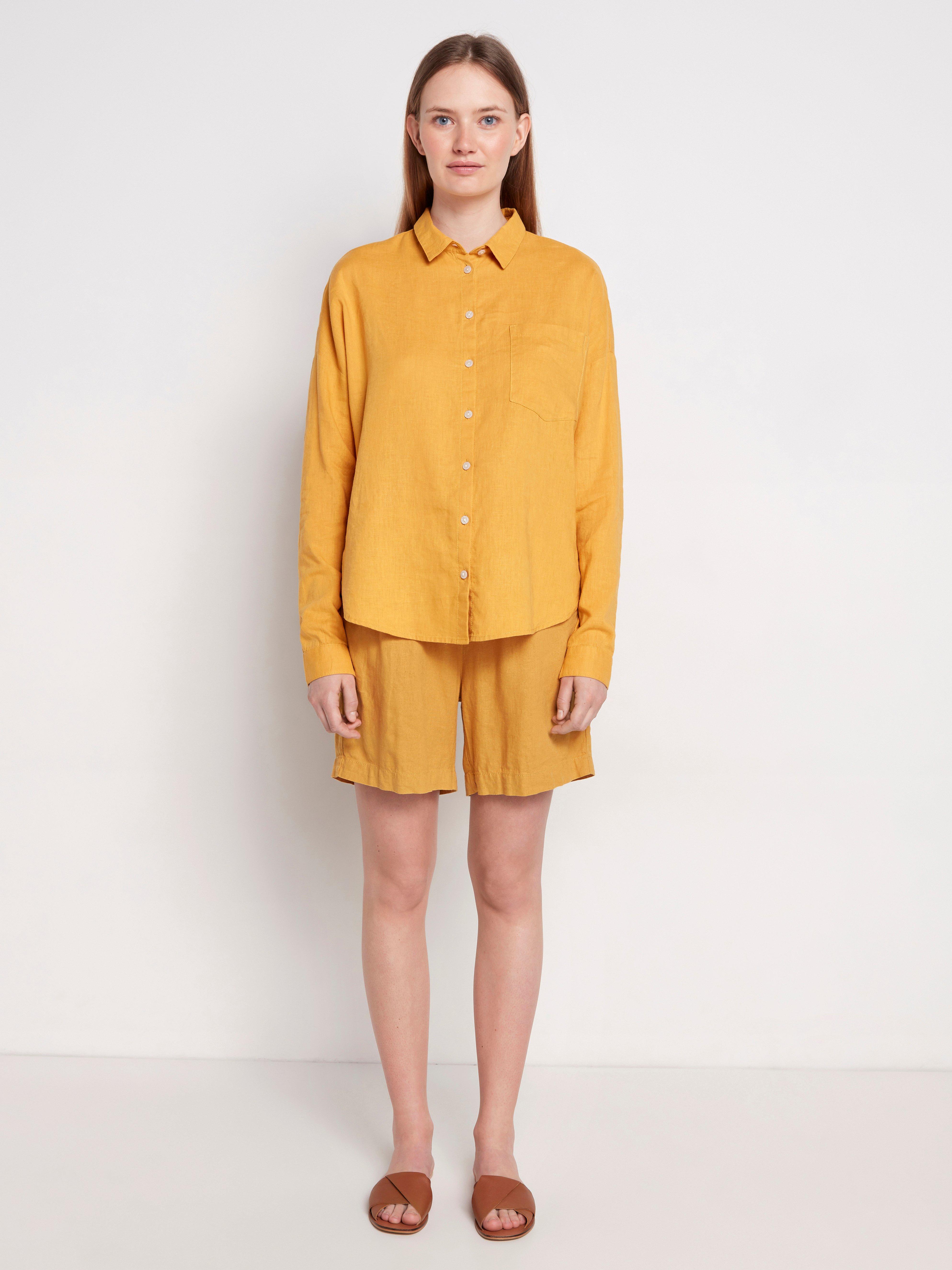 yellow long sleeve shirt outfit