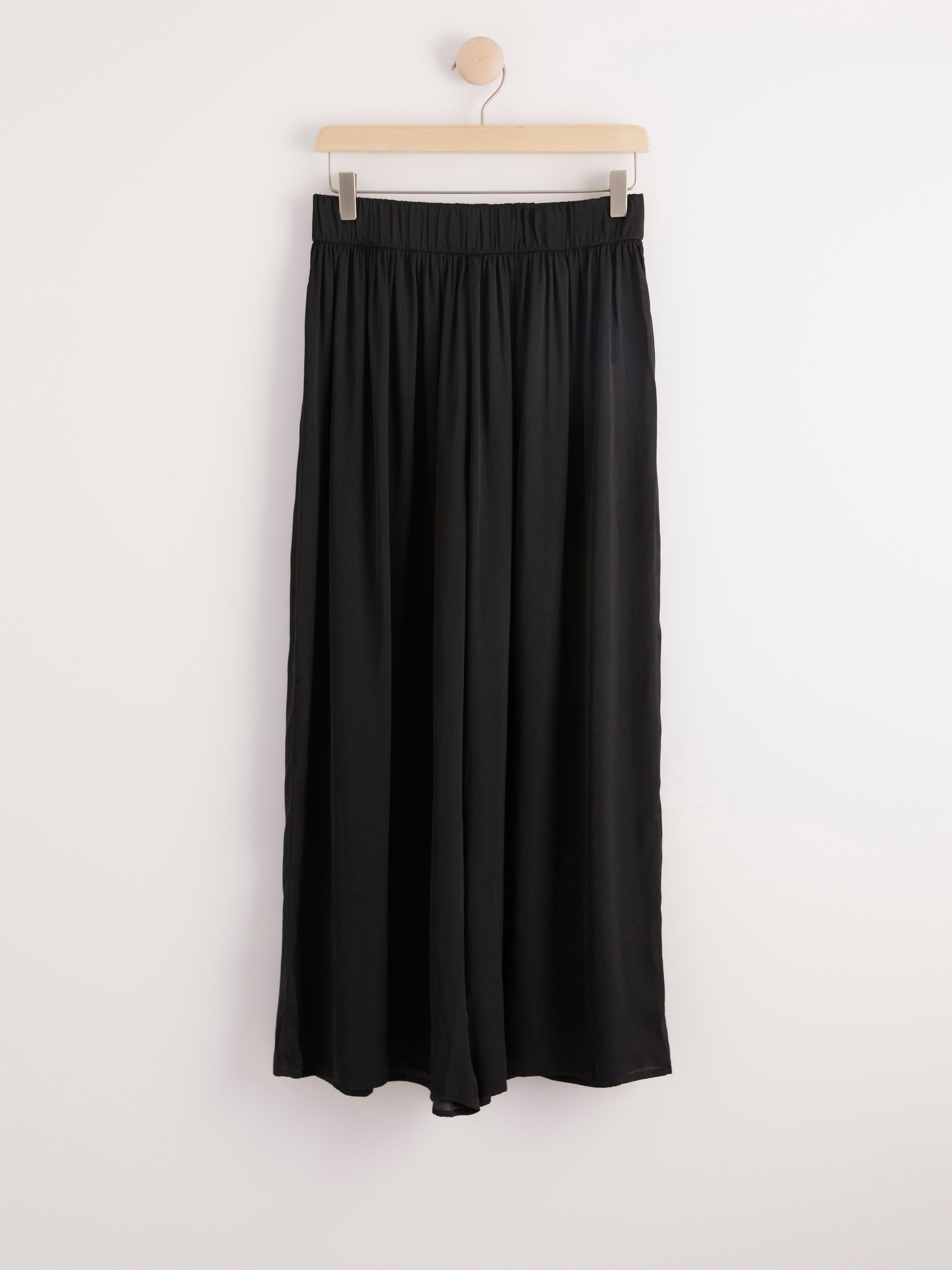 Kalhoty - Ženy - Černá