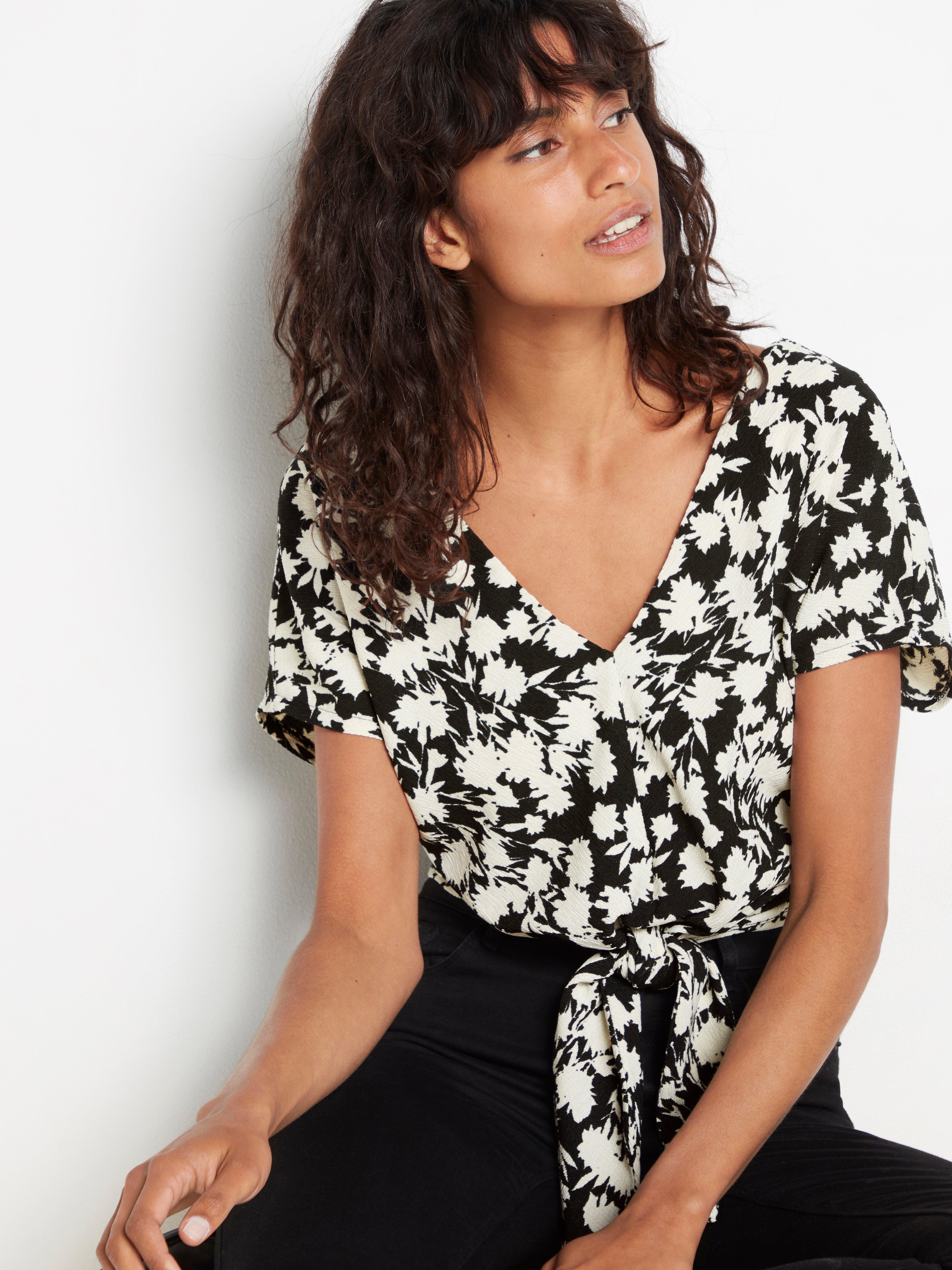 Mønstret v-hals-overdel med knytebånd