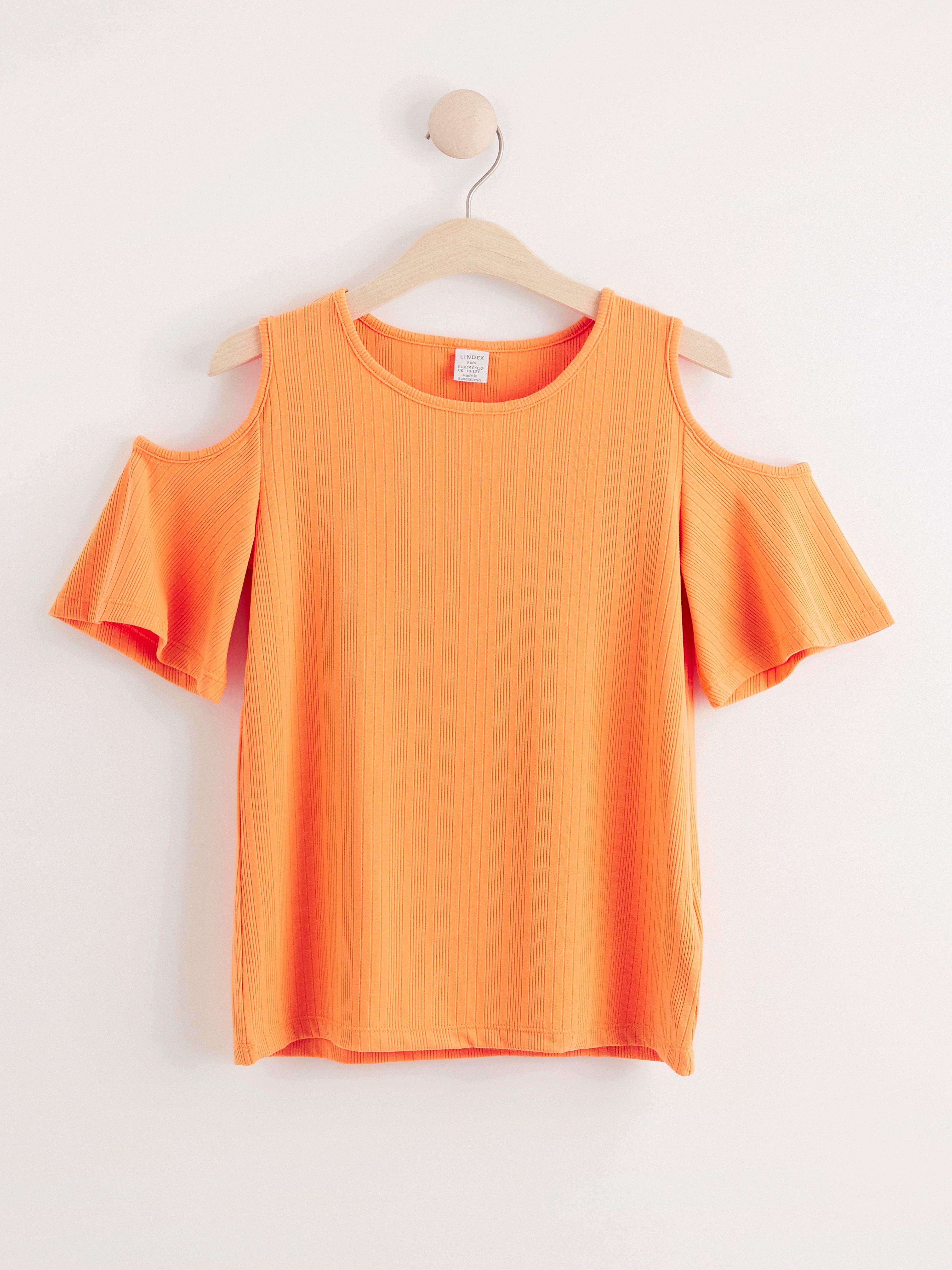 cold shoulder short sleeve tops