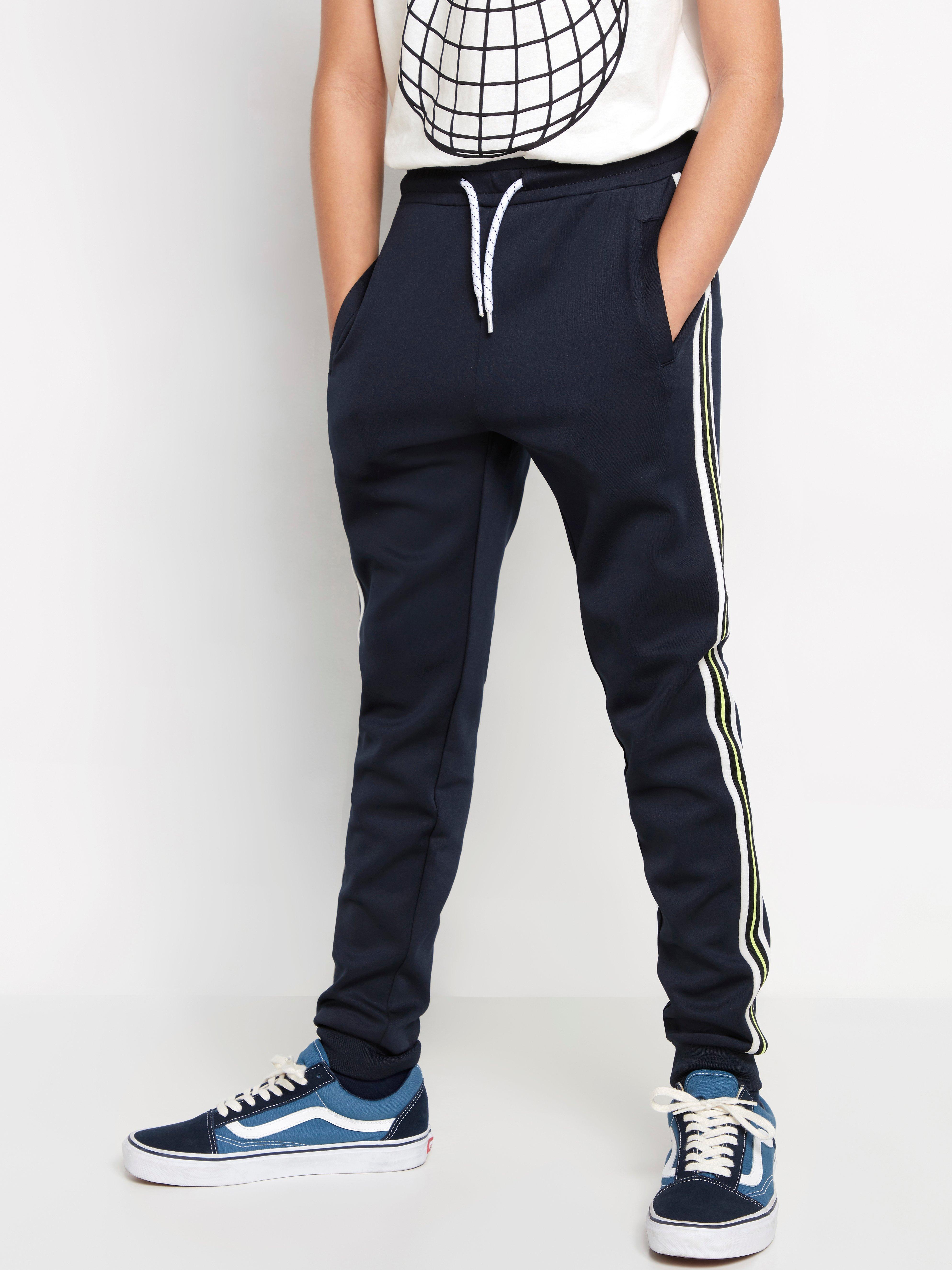 sporty trousers with side stripe