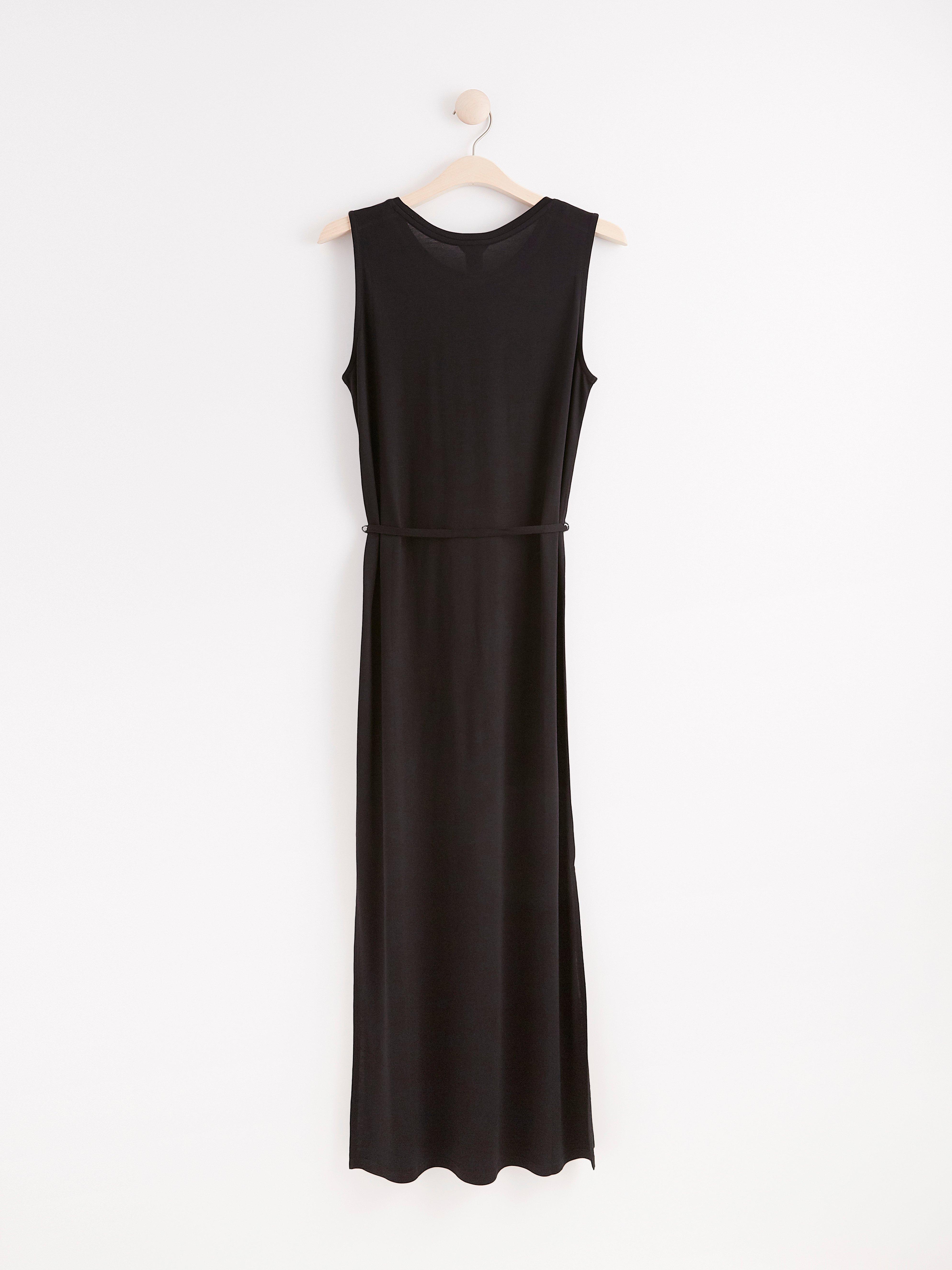 black jersey dress sleeveless