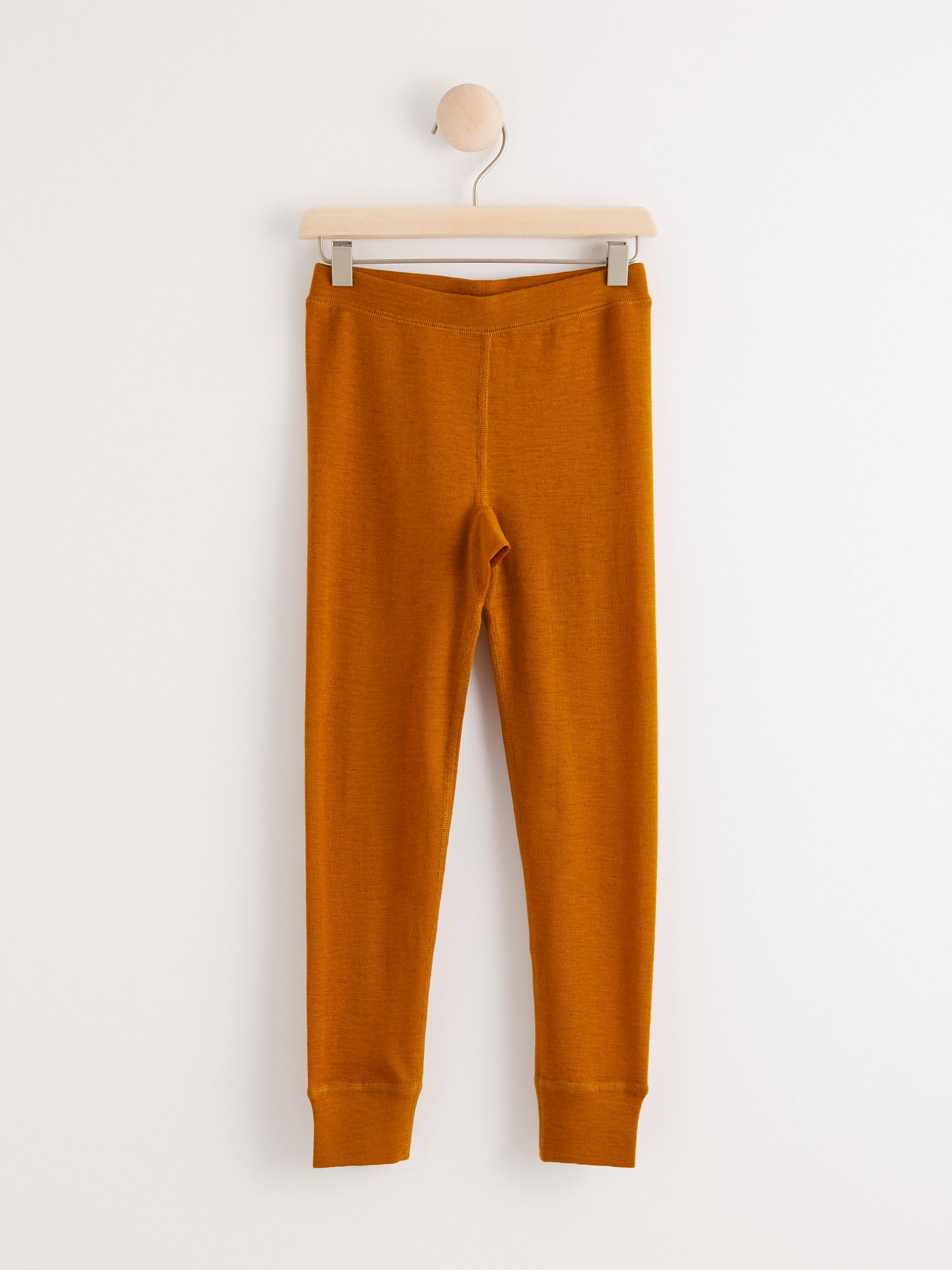 Stillongs - Barn - Brun