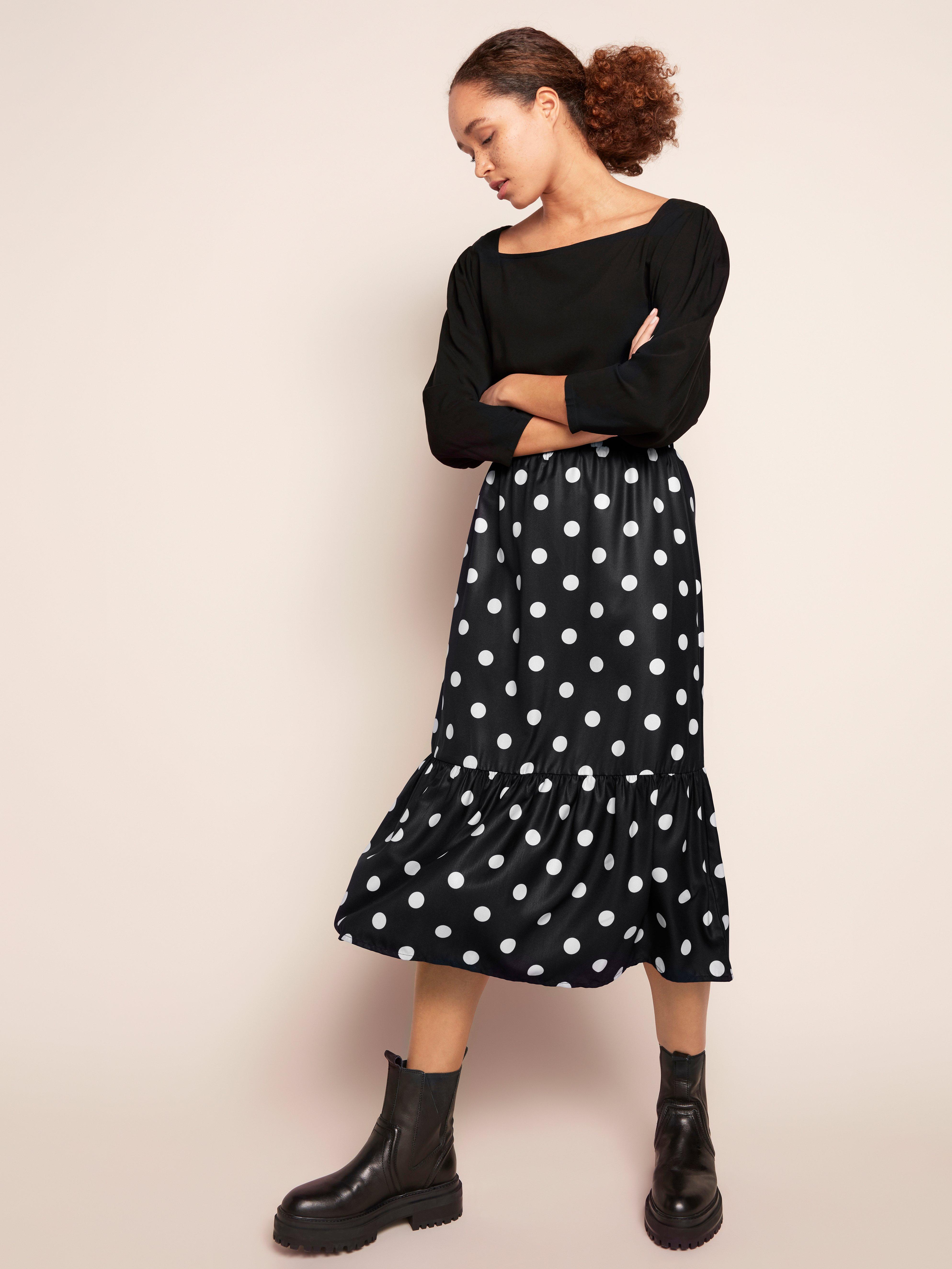 polka dot skirt black