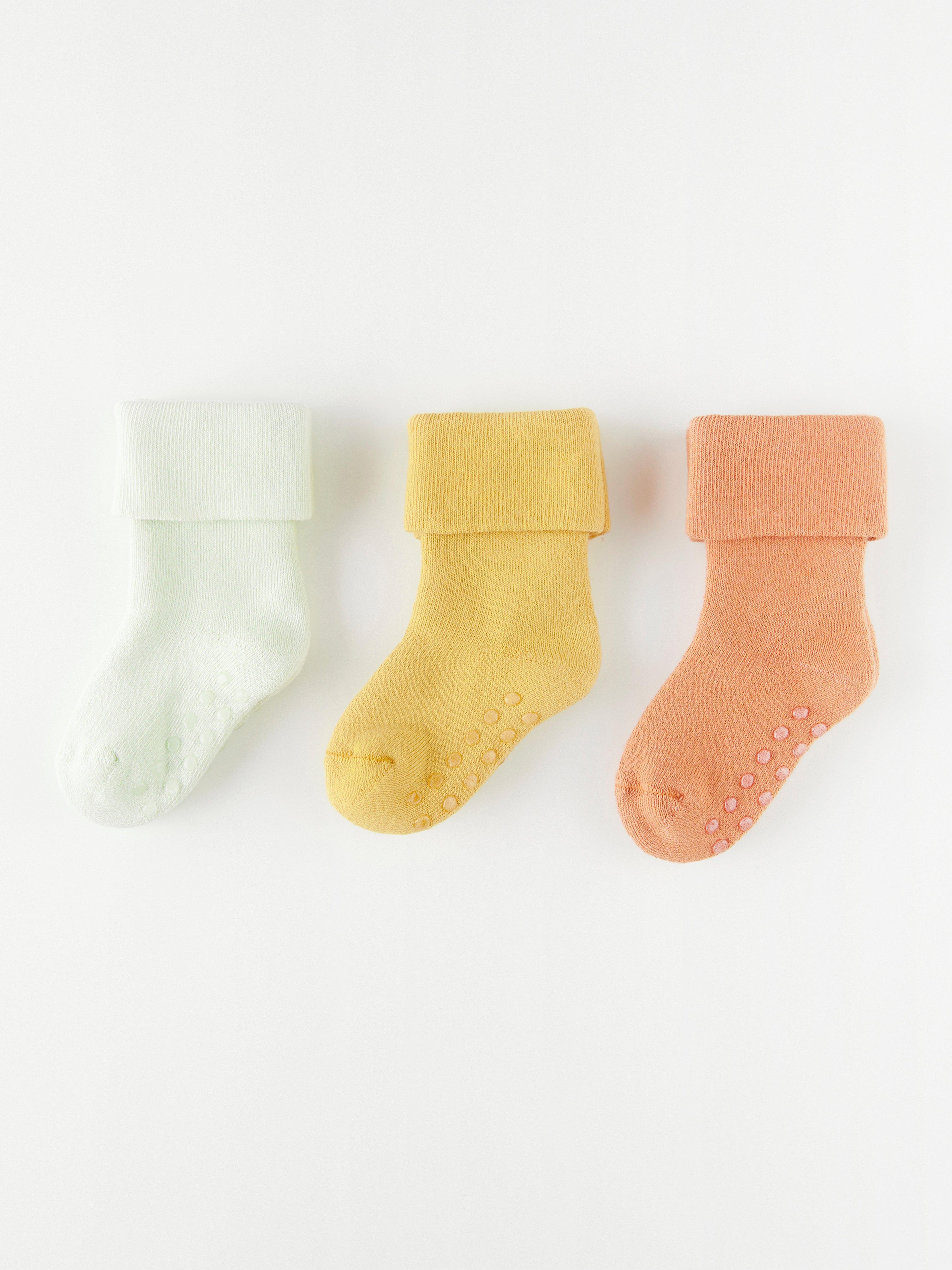 Socks - Kids Wear - Yellow