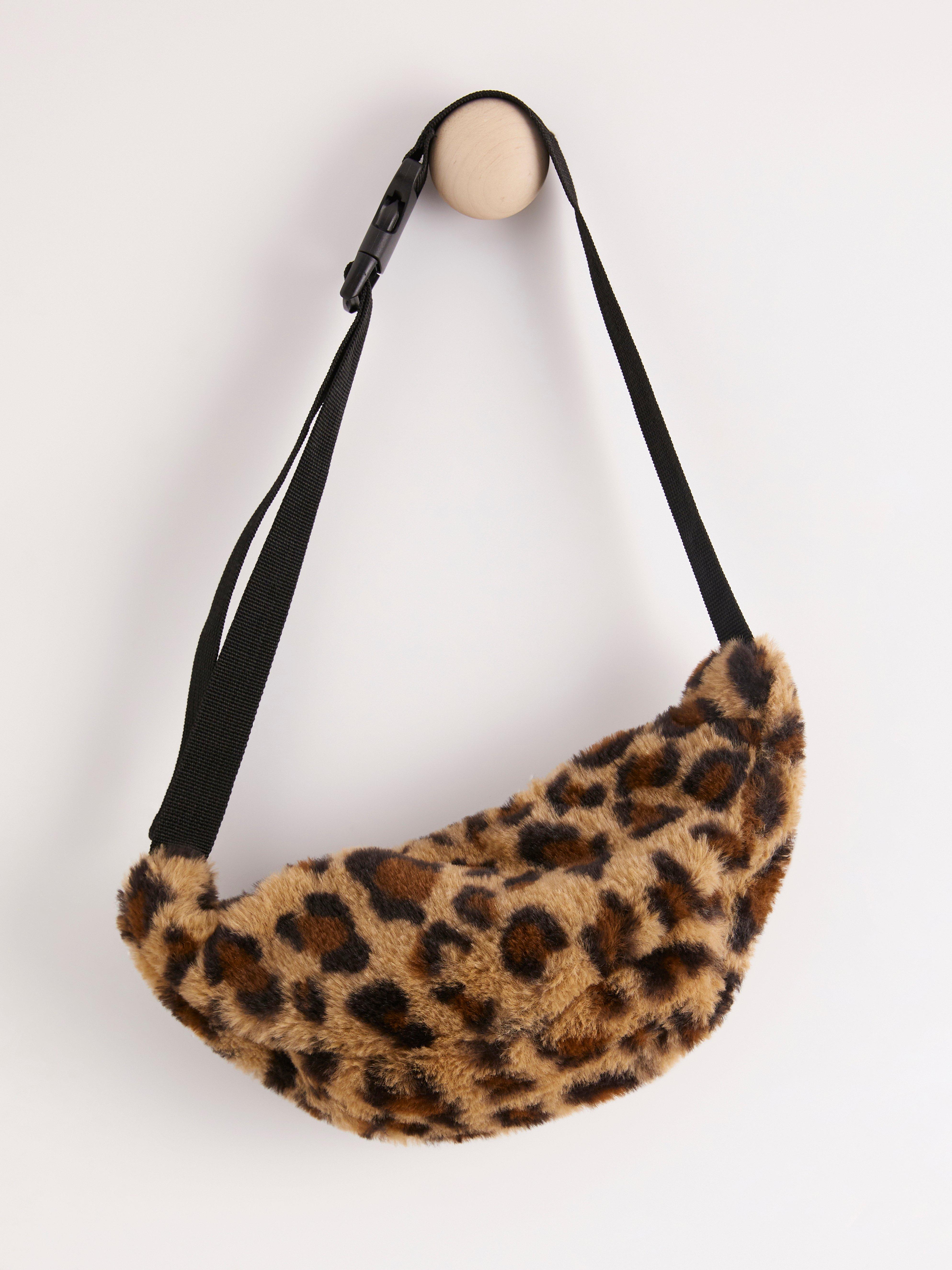 bum bag leopard