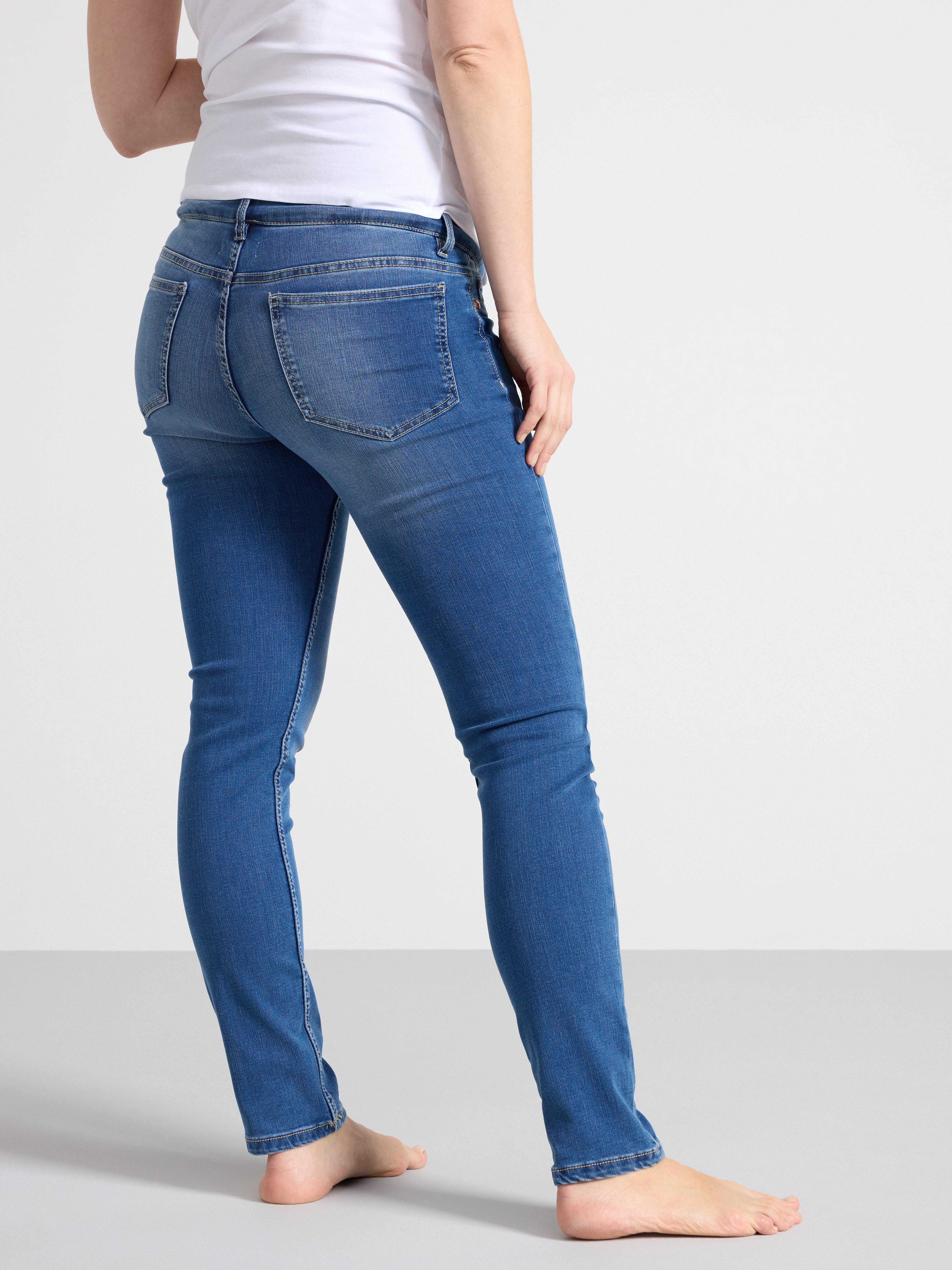 Jeans mom slim on sale fit