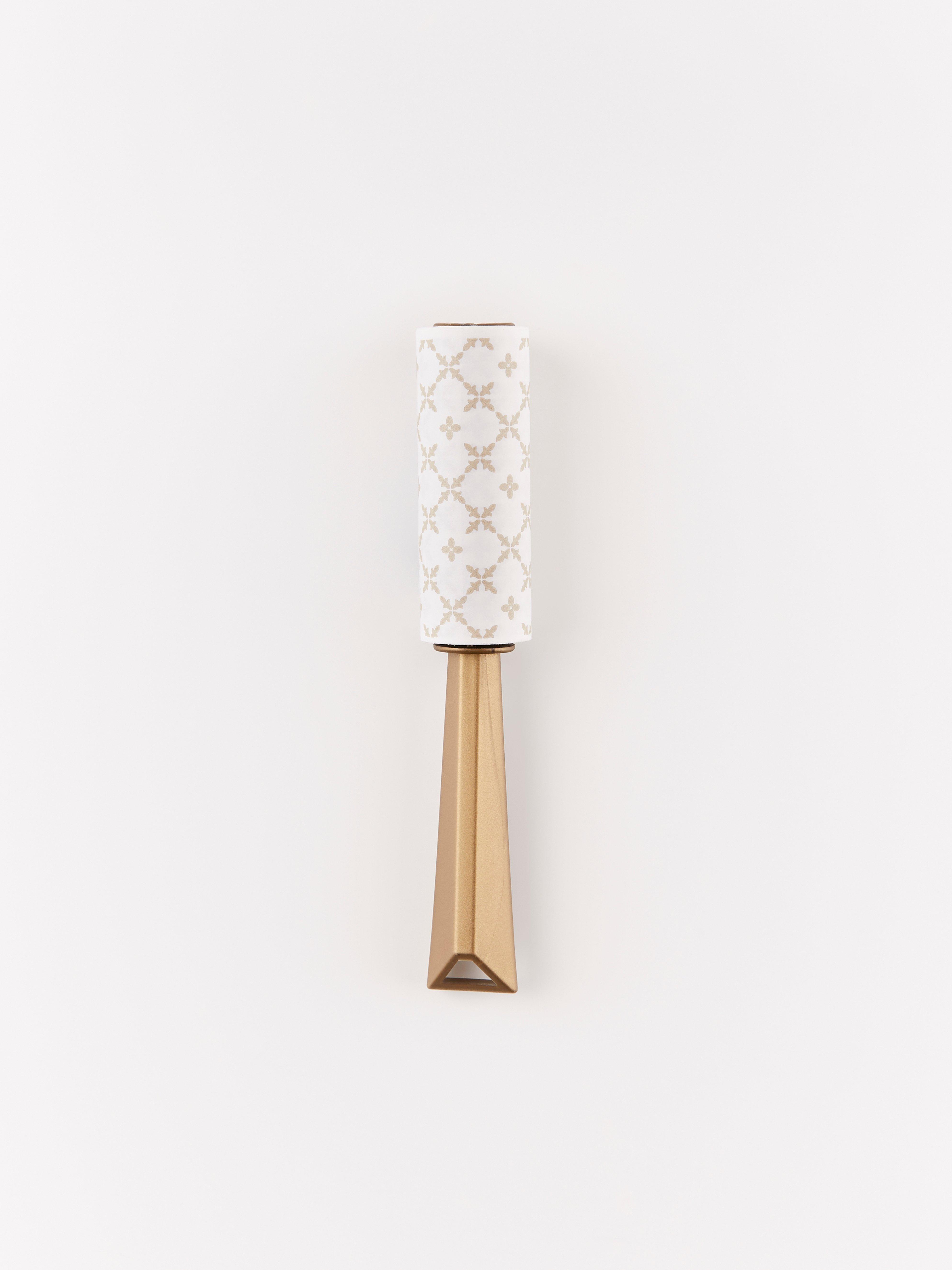 Clothing Roll - Womens Wear - Yellow