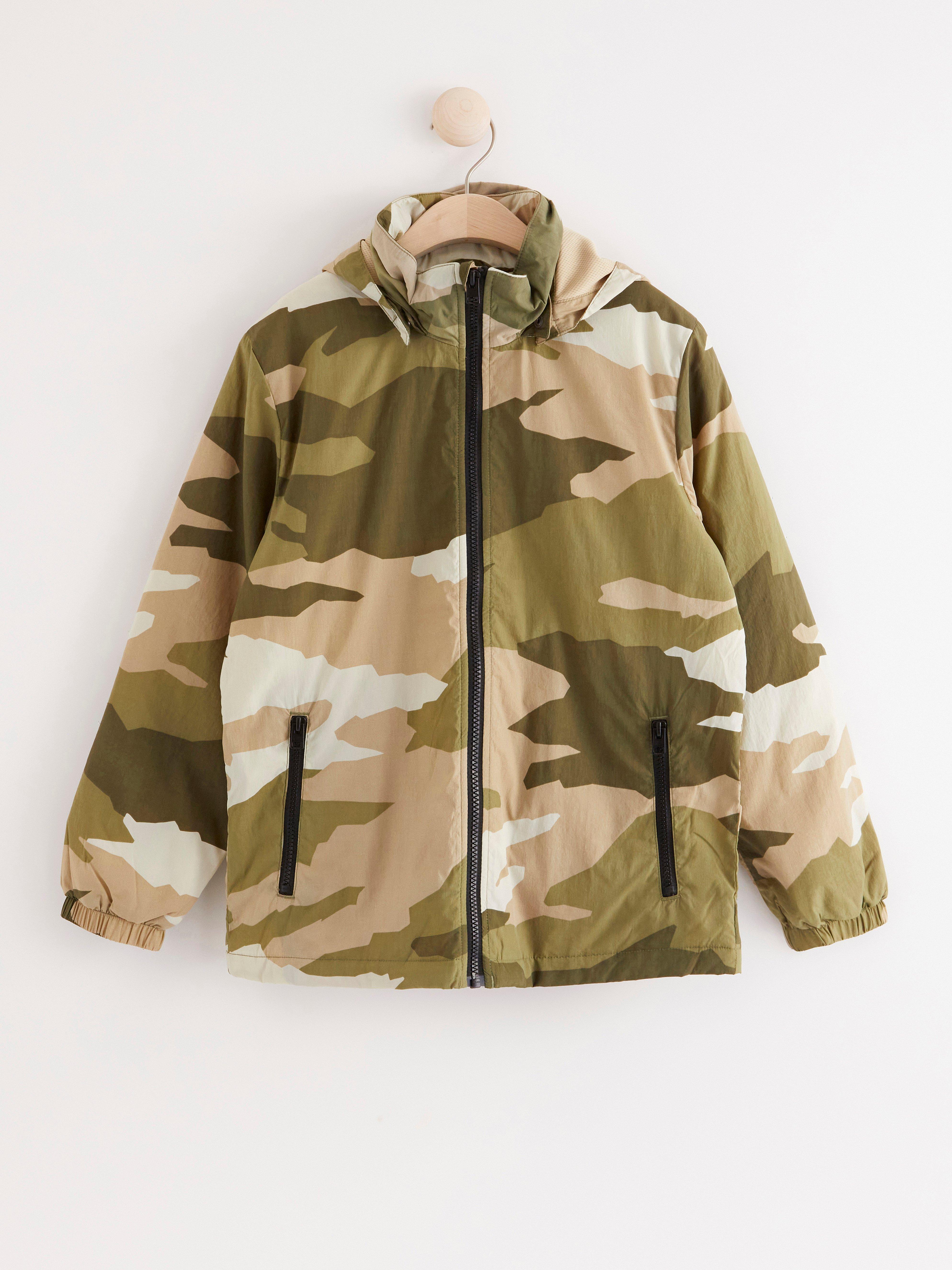 Camo hot sale print windbreaker