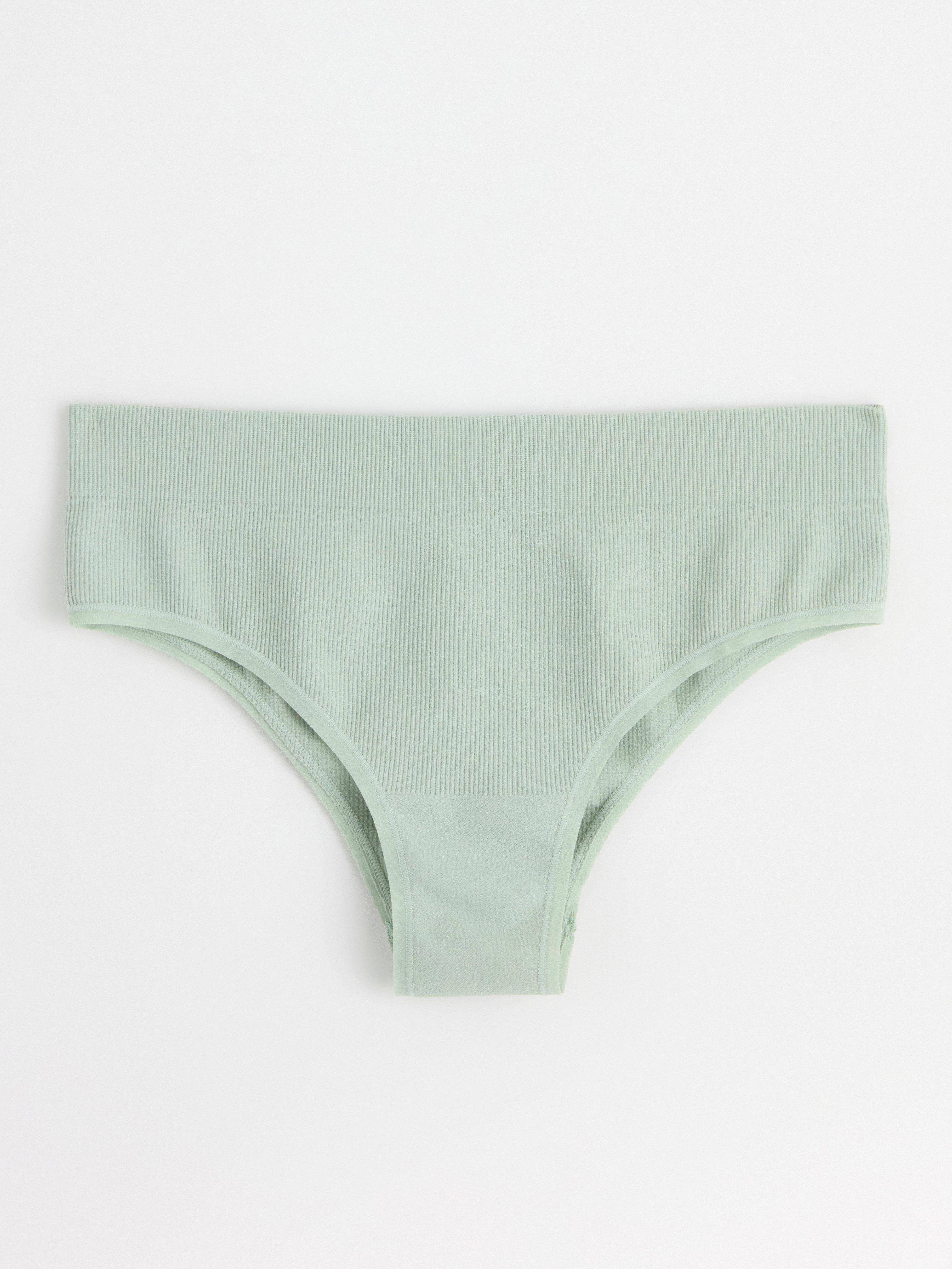H&M 7 items: 5 Thongs, 2 Brazilian Seamless in Size M Lingerie/Underwear New