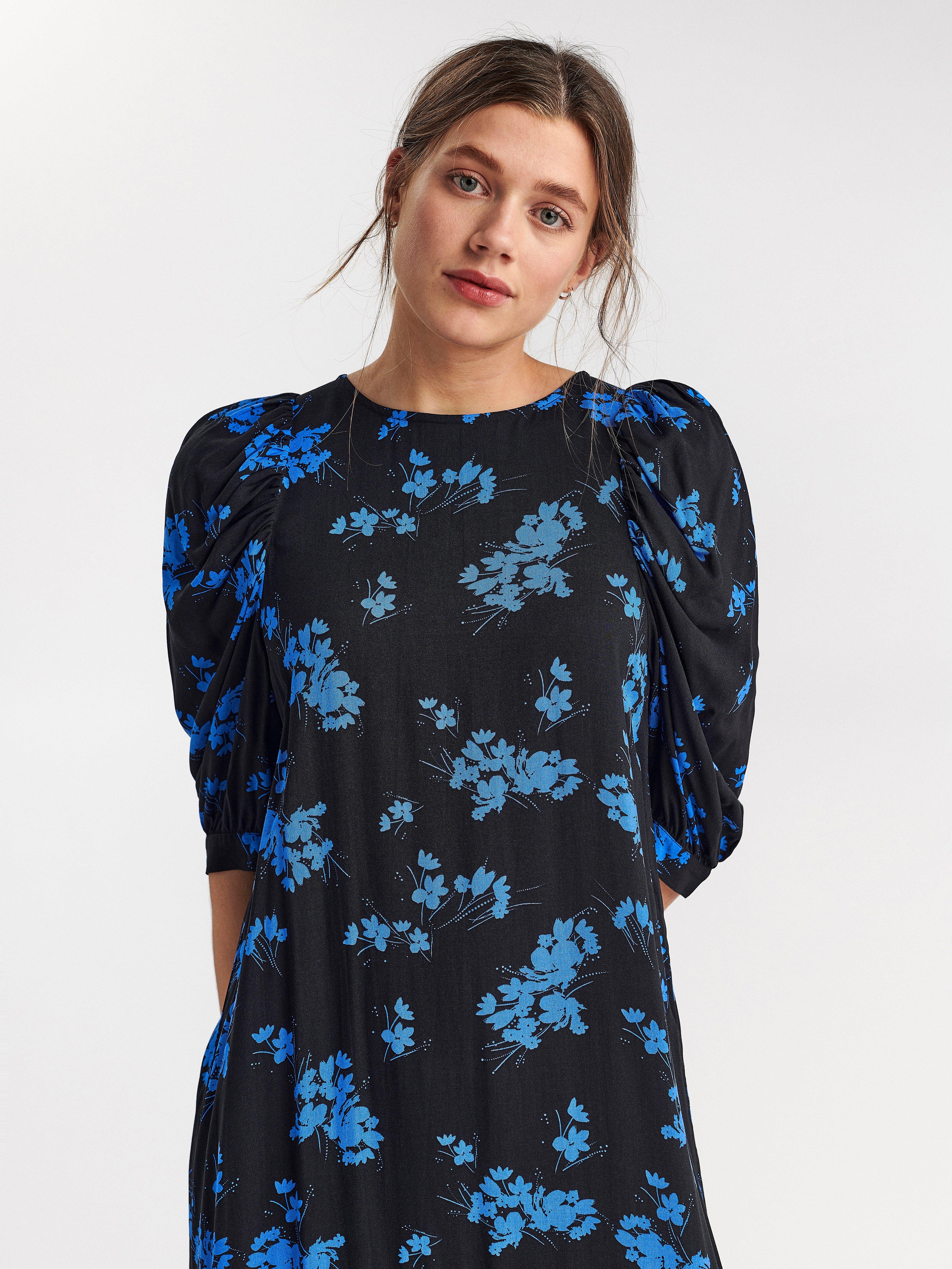 midi with sleeves