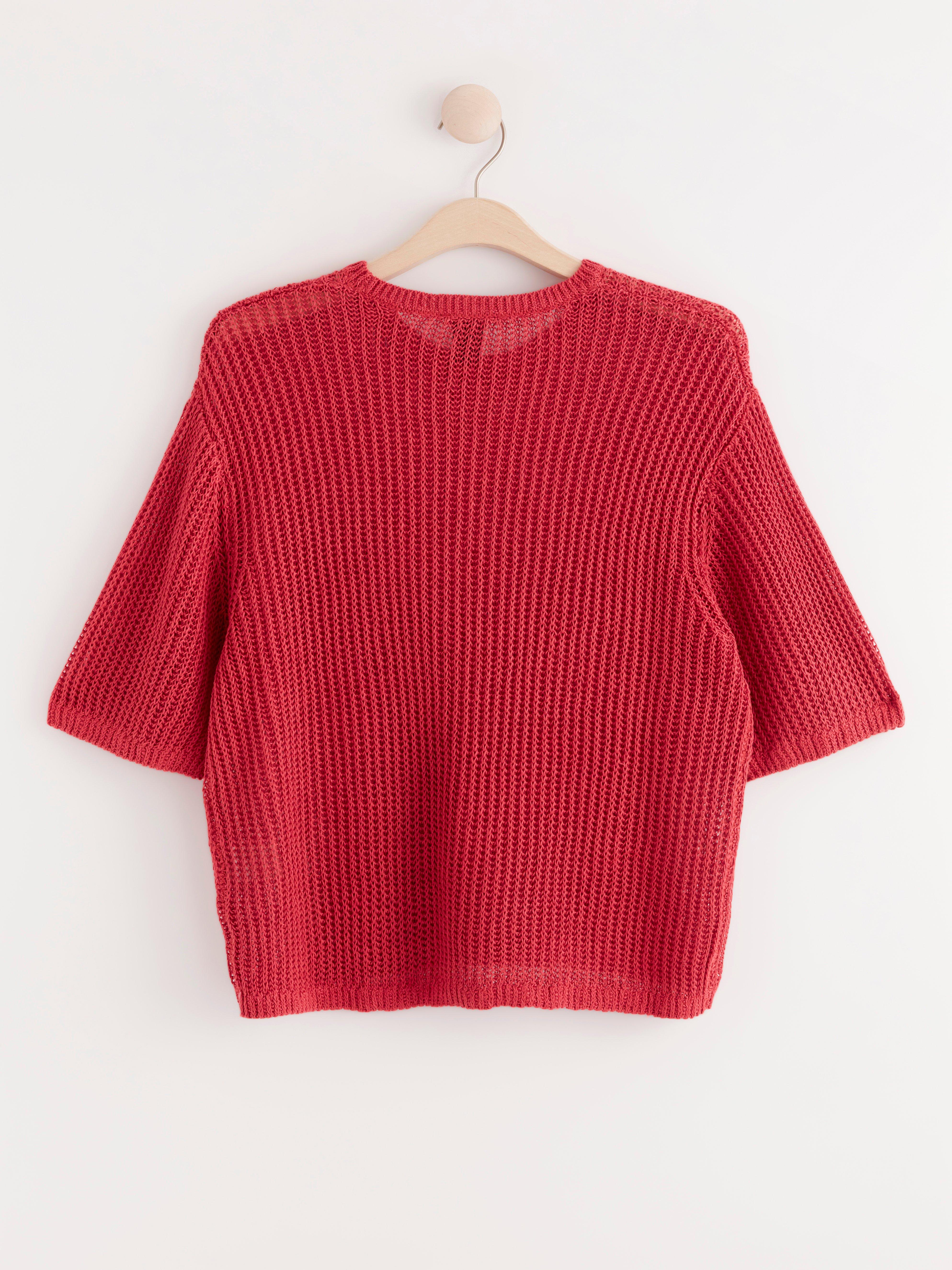 Red short sleeve on sale jumper