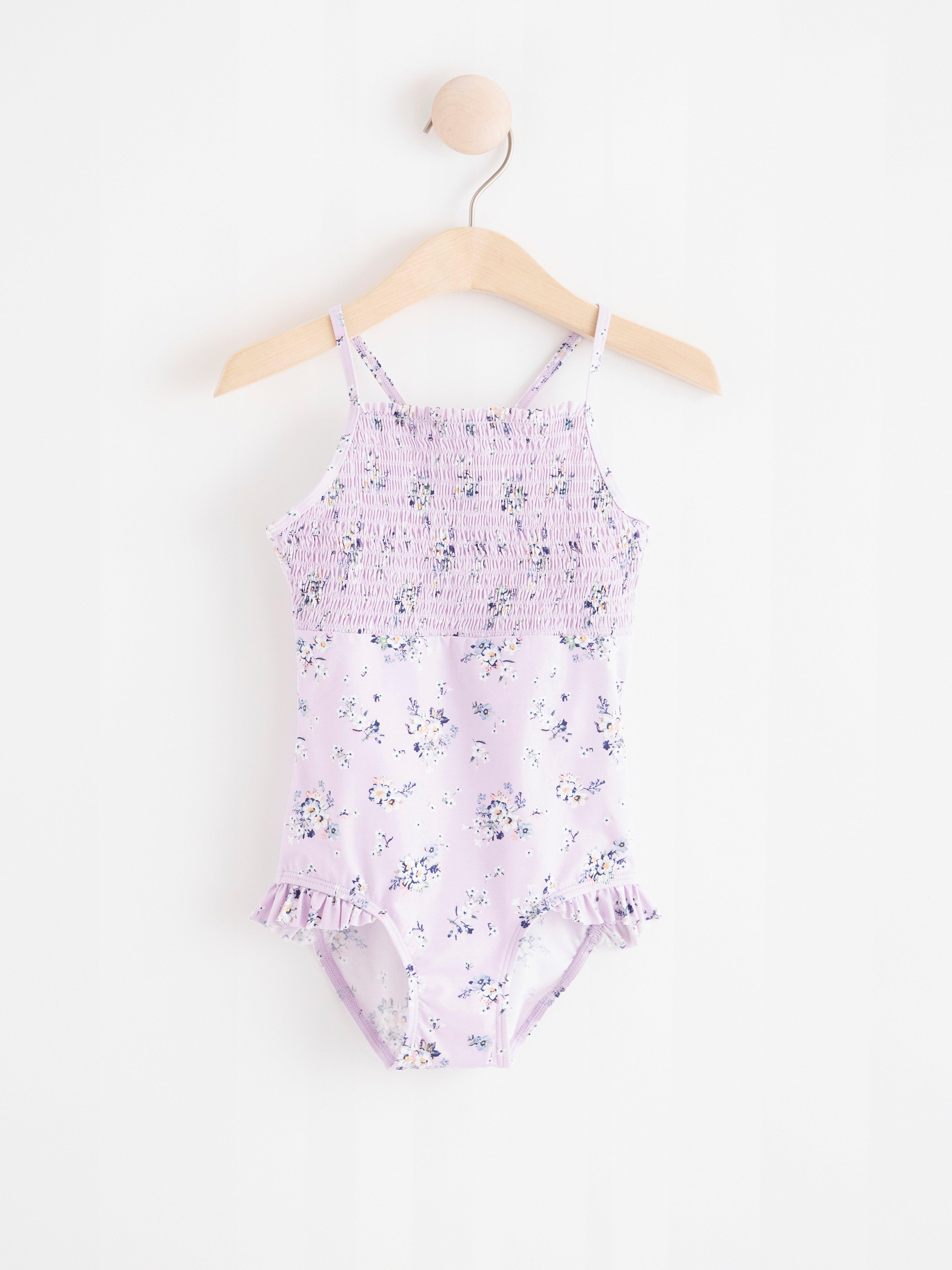 Uima-asu - Lapset - Liila