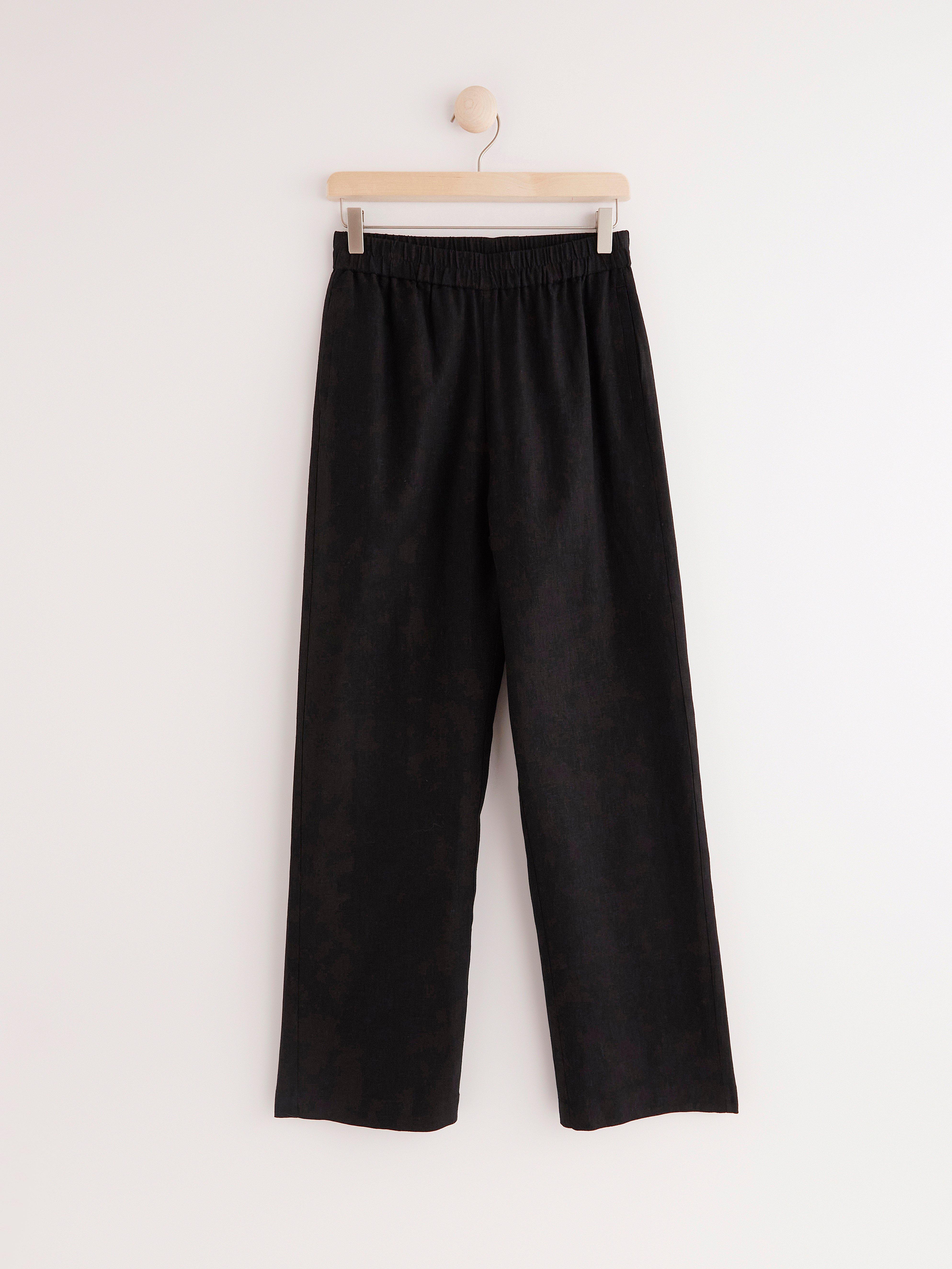 Kalhoty - Ženy - Černá