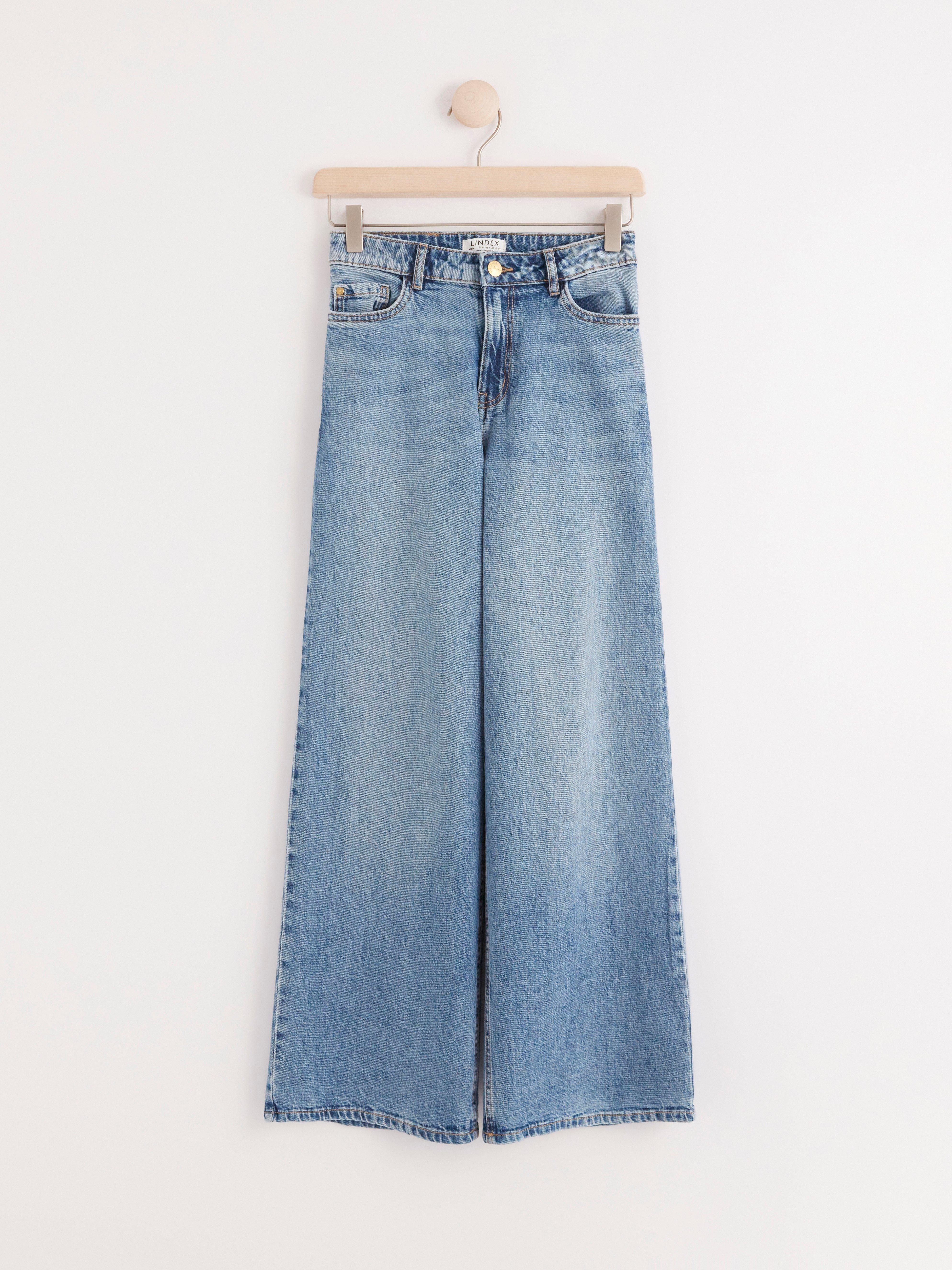 high waistband jeans