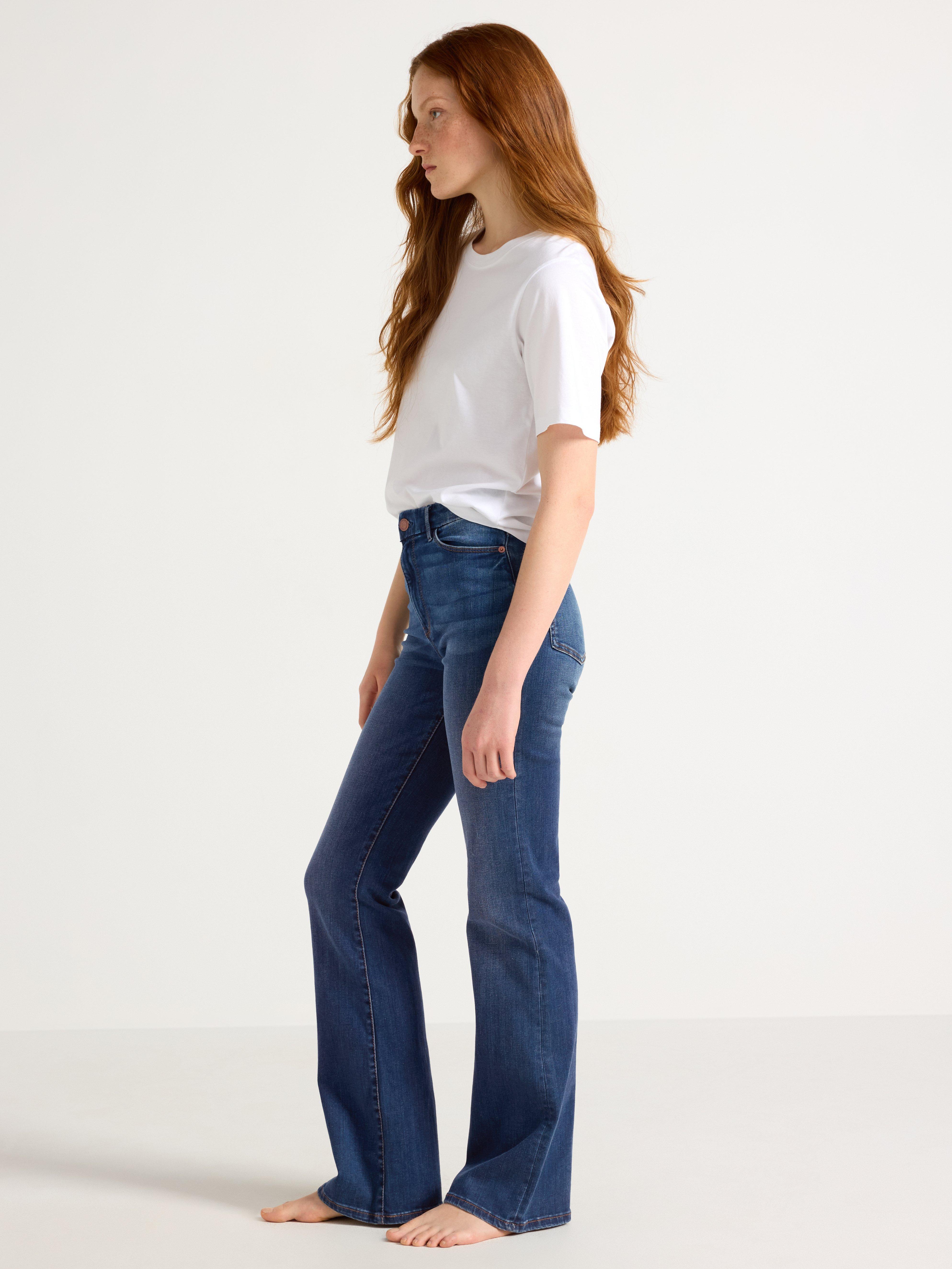 Stretch flared jeans