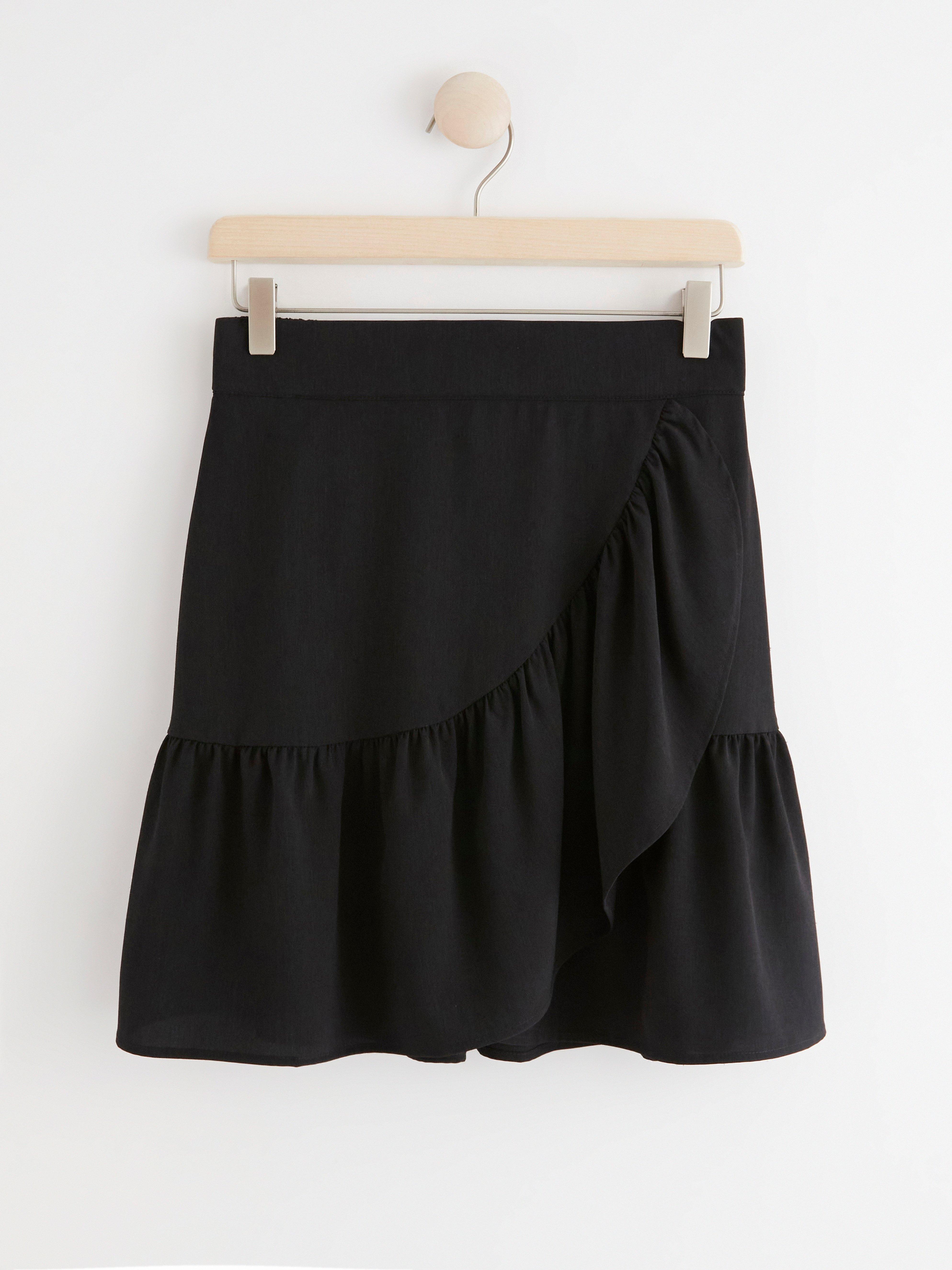 Short black wrap outlet skirt