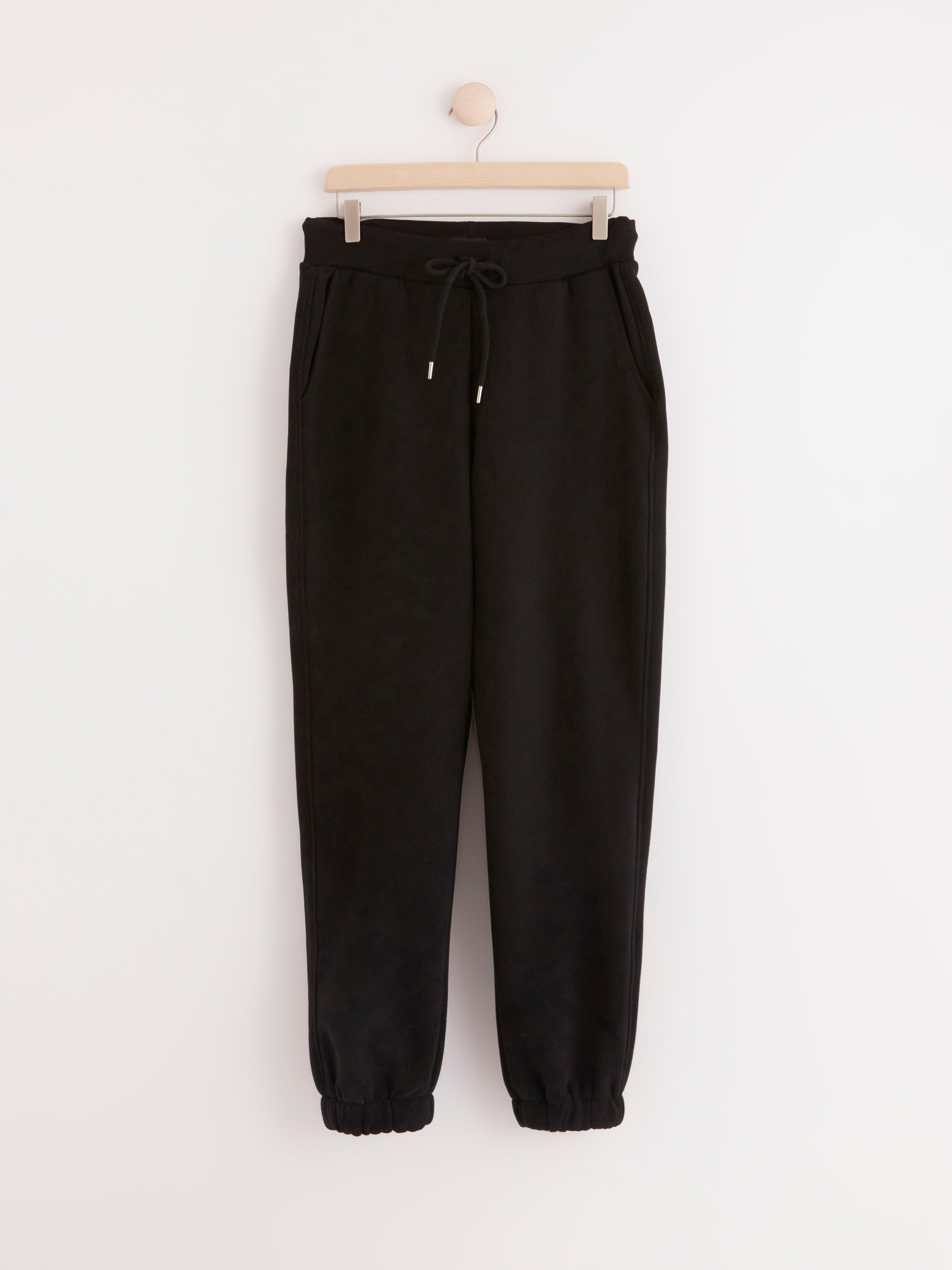  - Womens Wear - Black